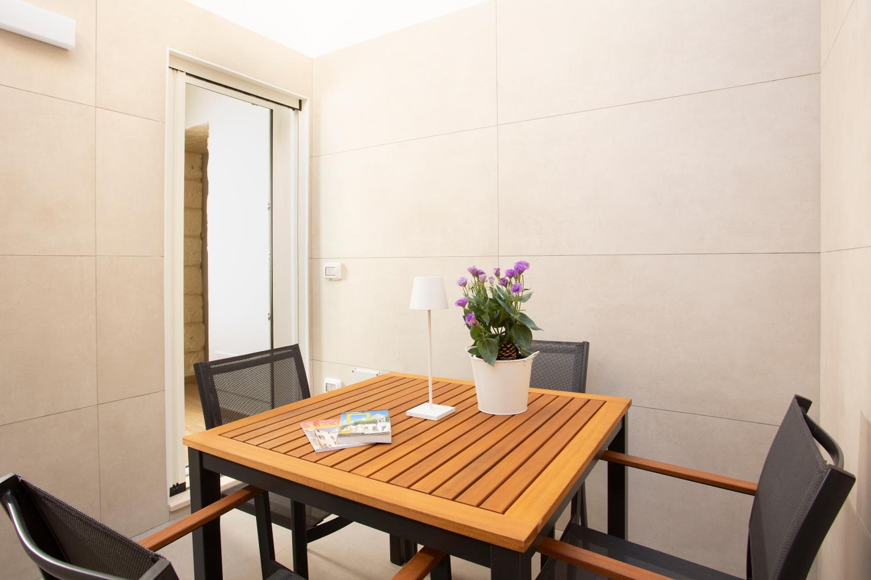 Hotel Don Carlo Suite Relais Free Parking - Lecce Selection - Image 1