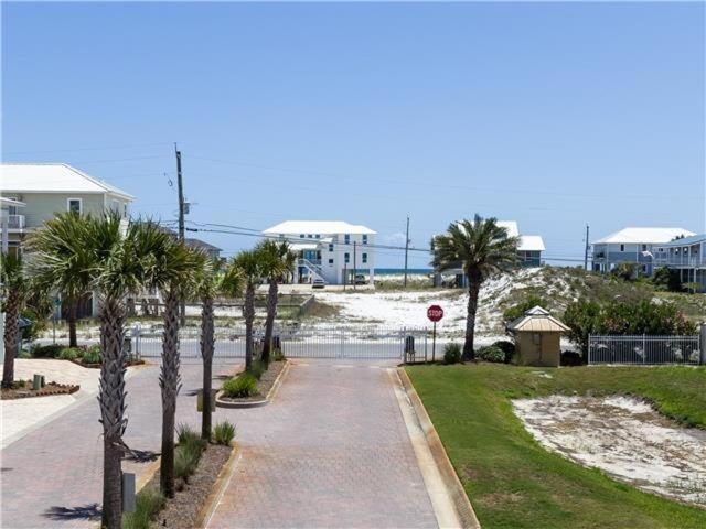 Sea View Play home view 4
