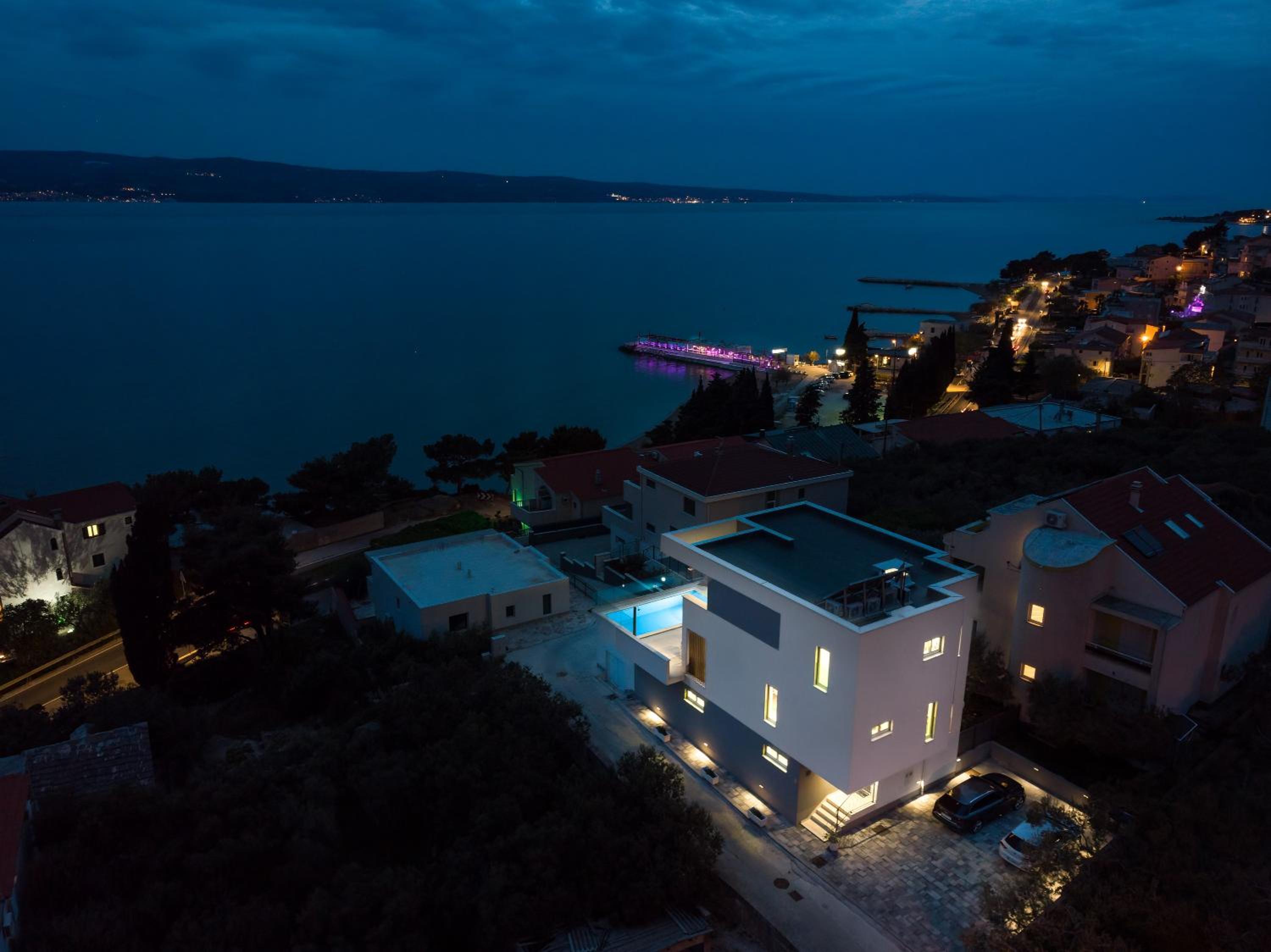 Hotel New! Luxurious Villa Lapis - Heated Pool, Sauna, Gym & Spa, 120m To Sandy Beach