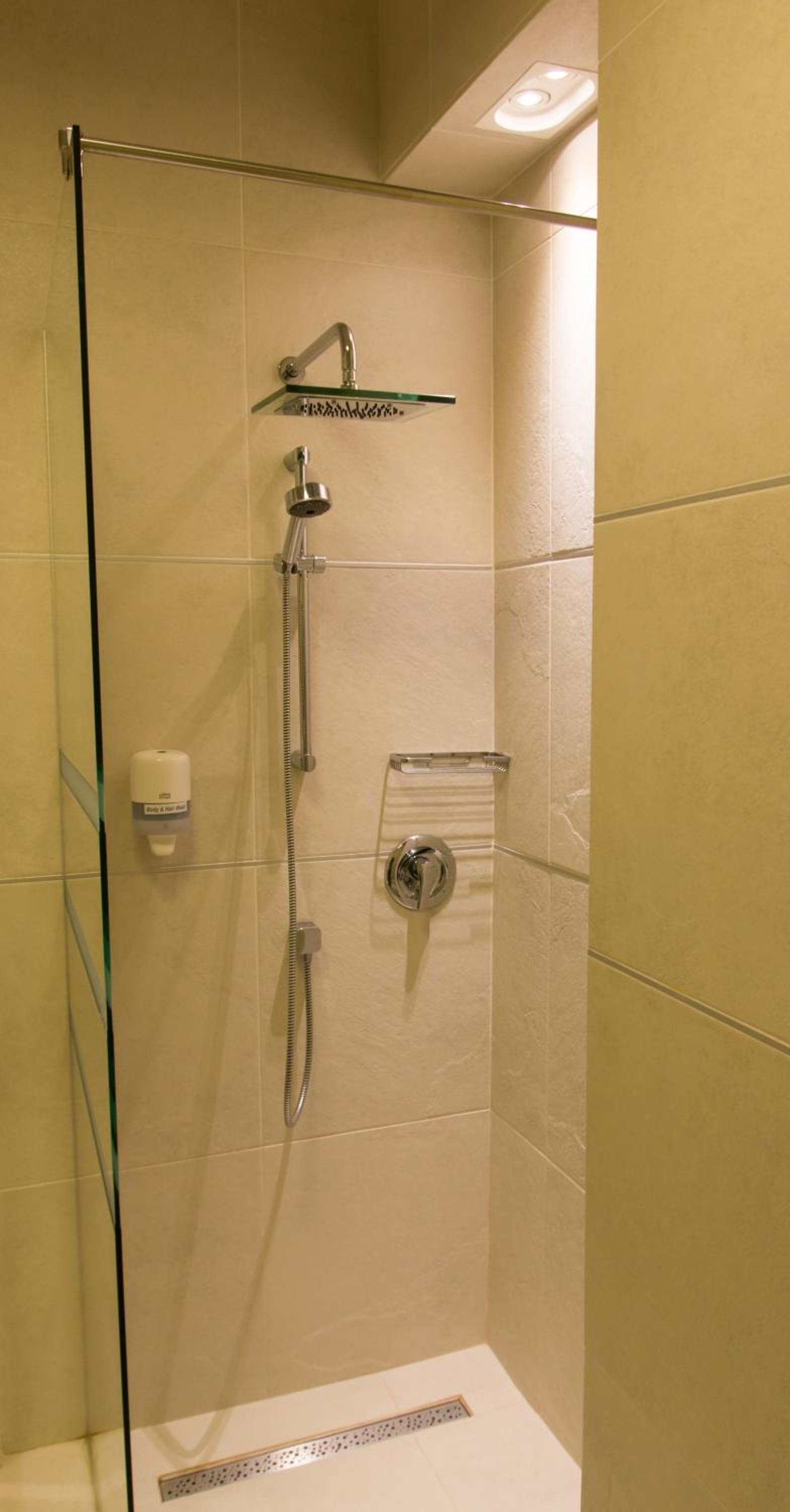 Matei Corvin Deluxe Apartment