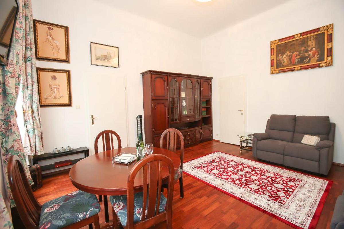 Apartments Opera
