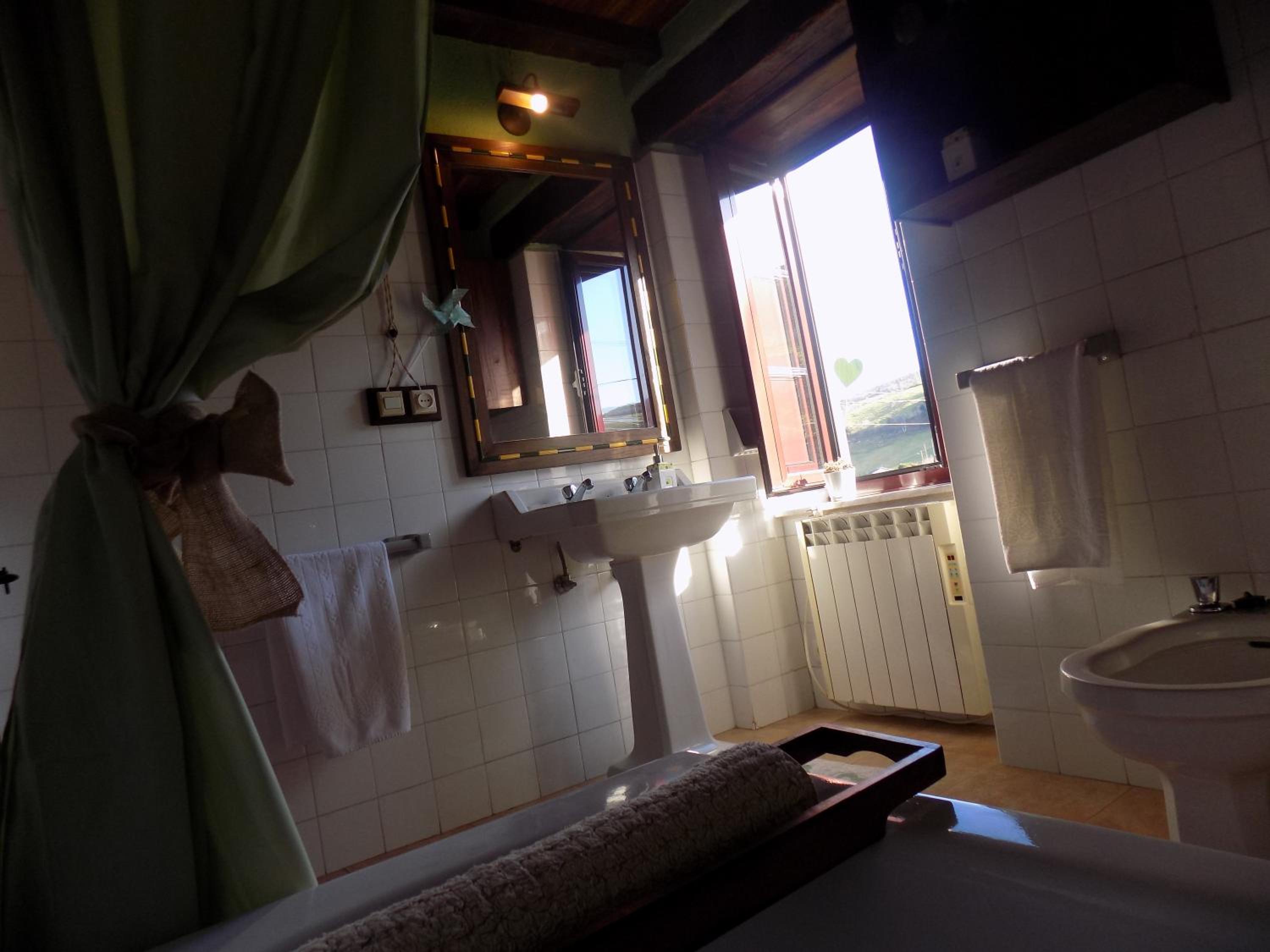 Photo 36