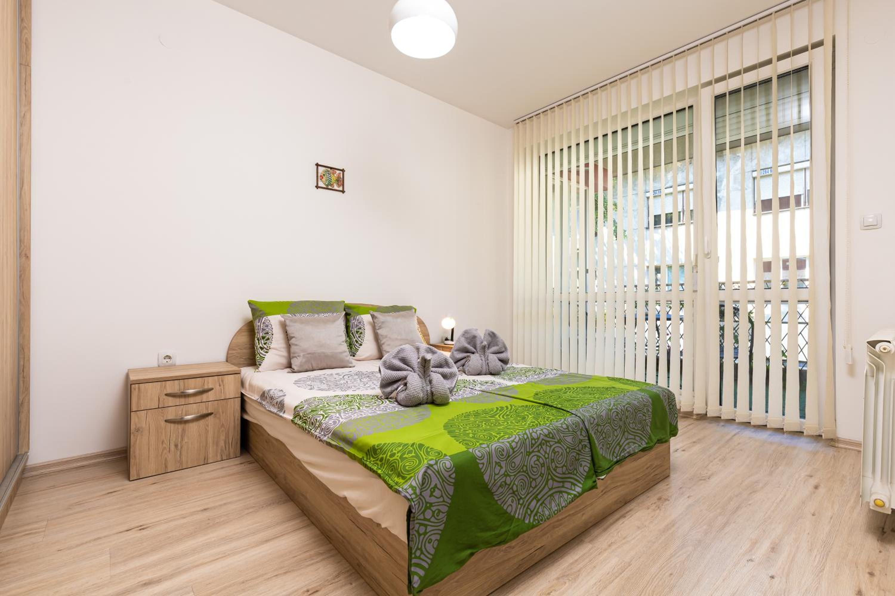 Stylish 2BD Apartment with a Nice Cozy Terrace by Flat Mаnager view 3