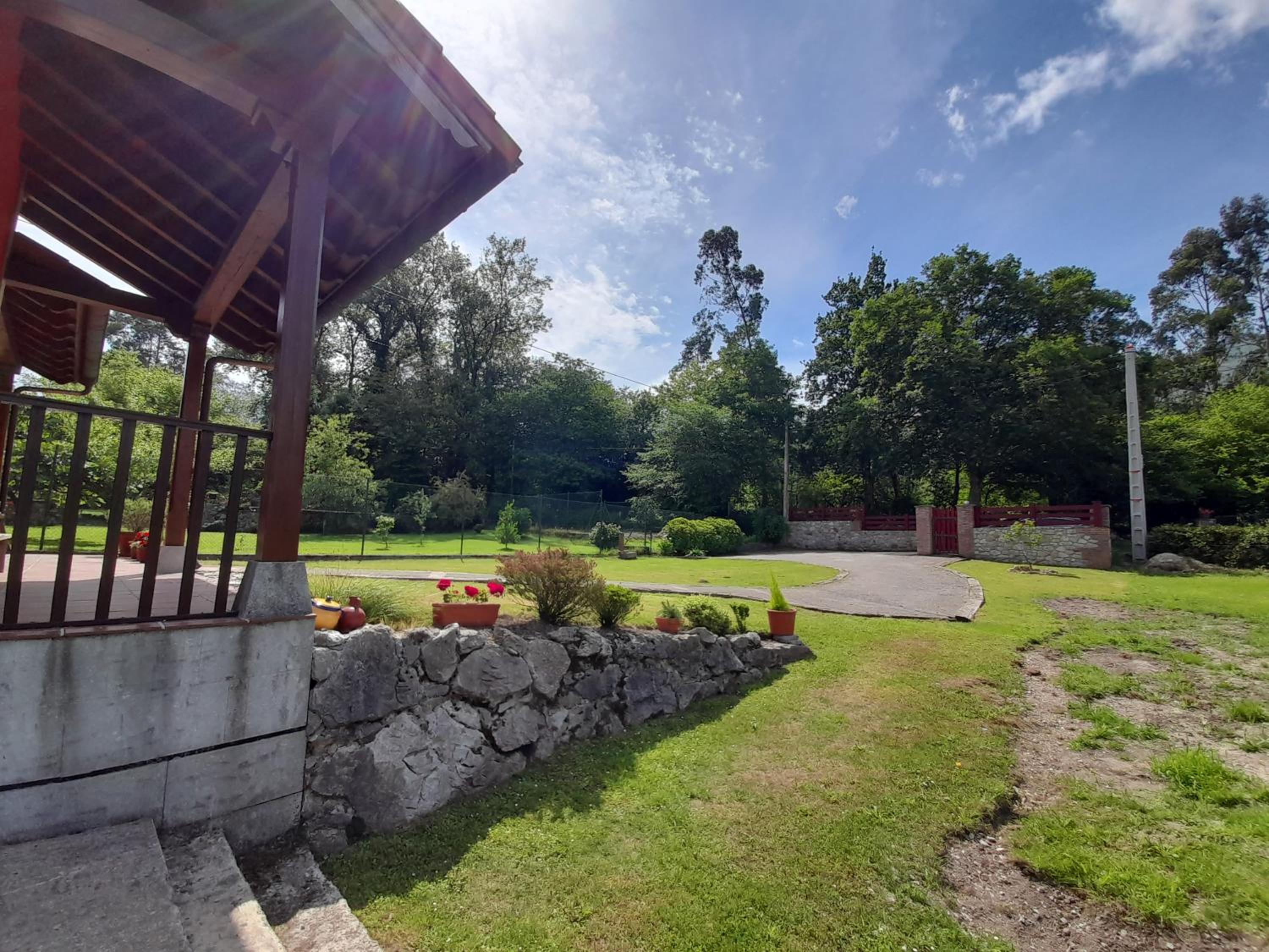Gestiona2R - Casa Camelia con jardin, ideal familias