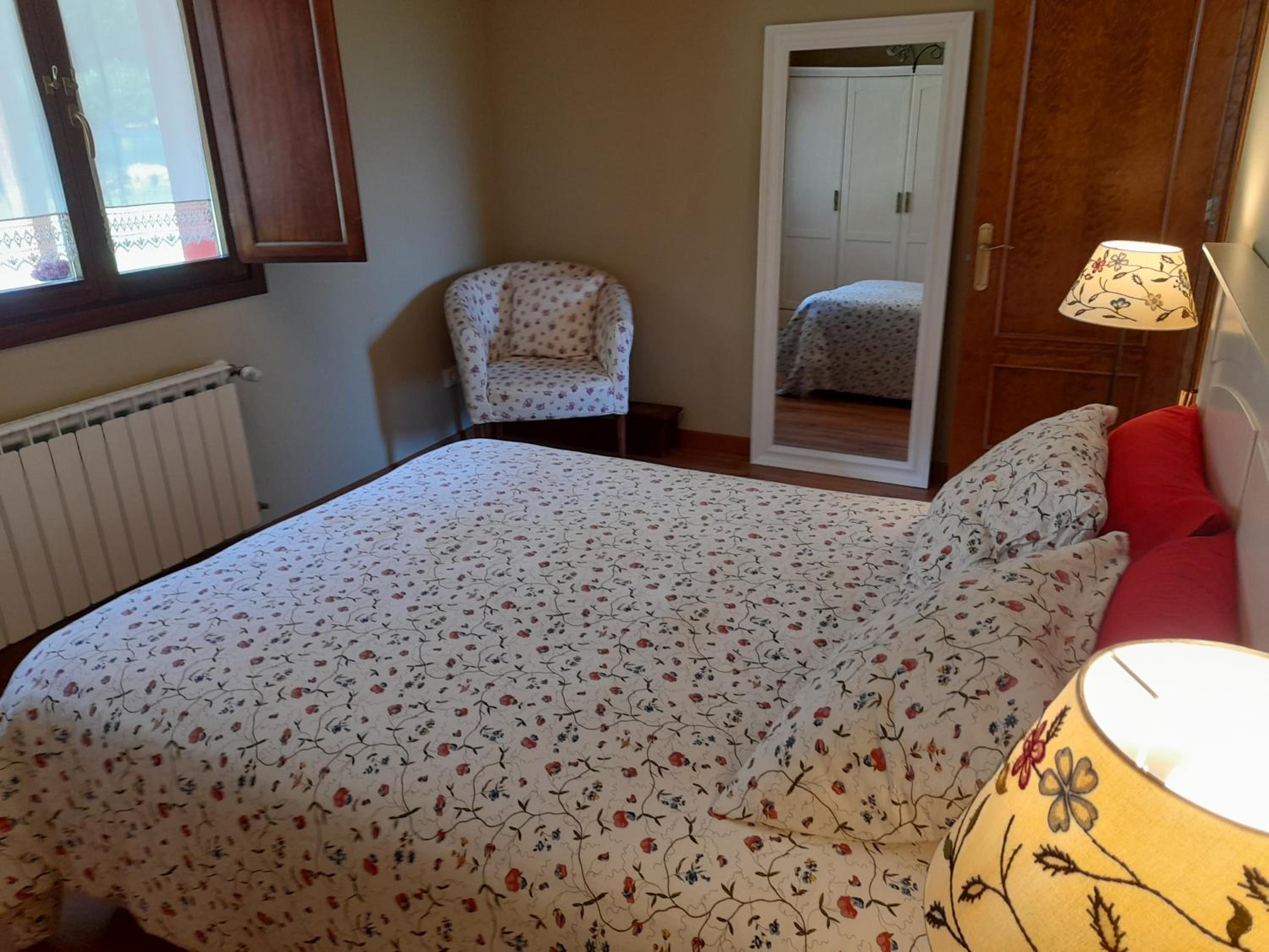 Gestiona2R - Casa Camelia con jardin, ideal familias