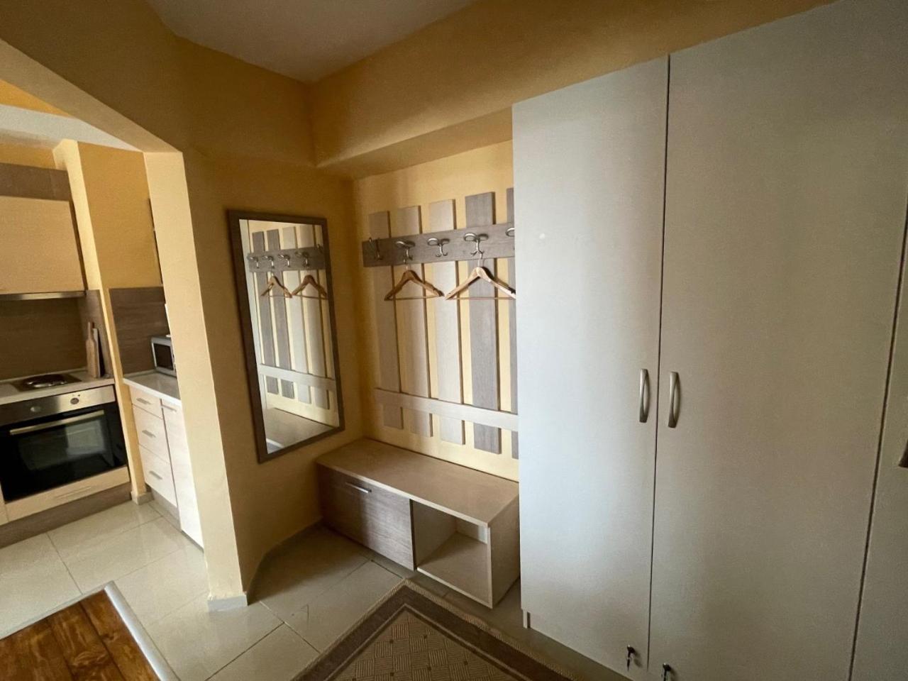 Bansko Vacations - Bansko Ski Apart - Property Image 8
