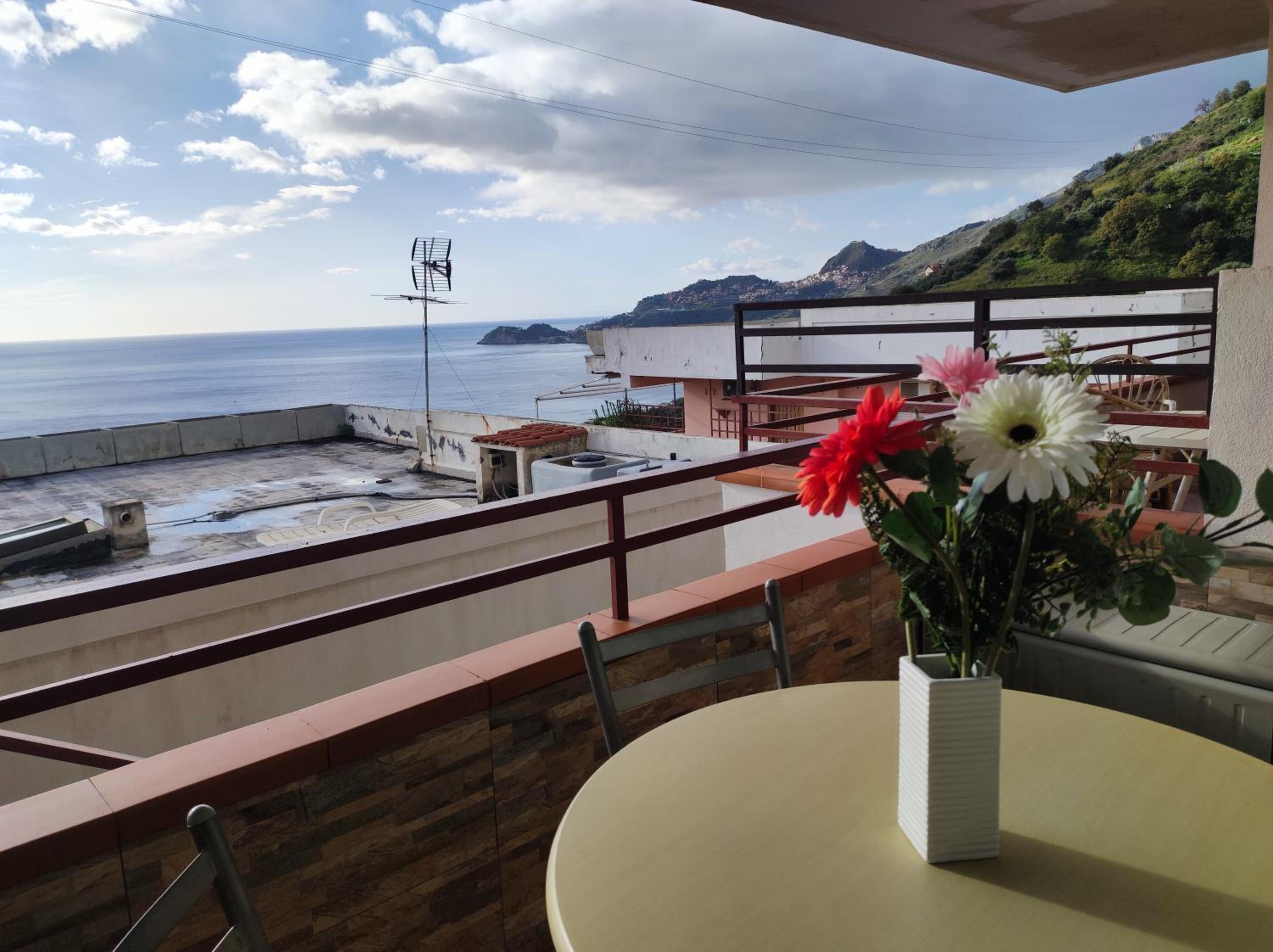 Bellavista apartment Letojanni