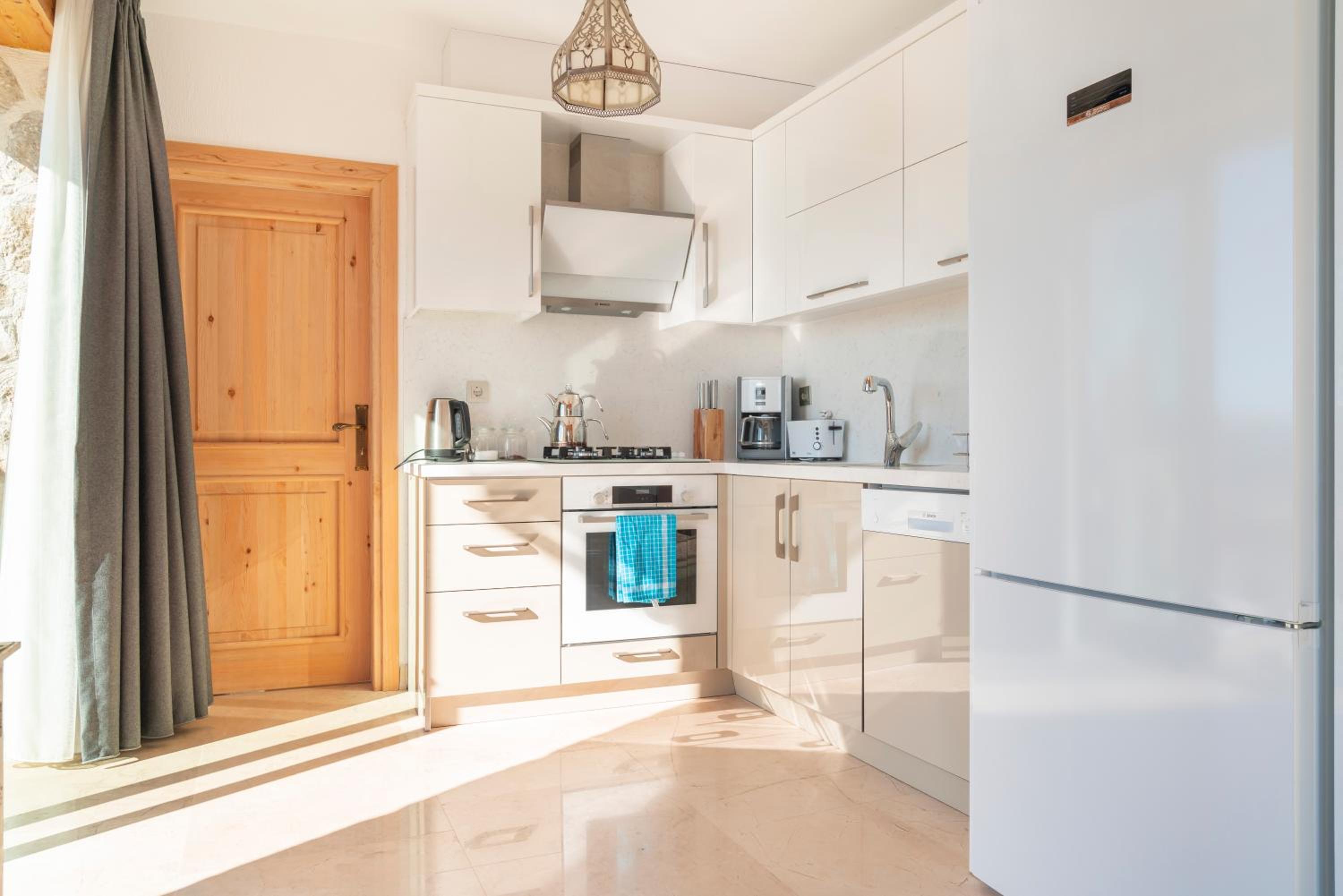 Villa Ambar en Kas — kitchen
