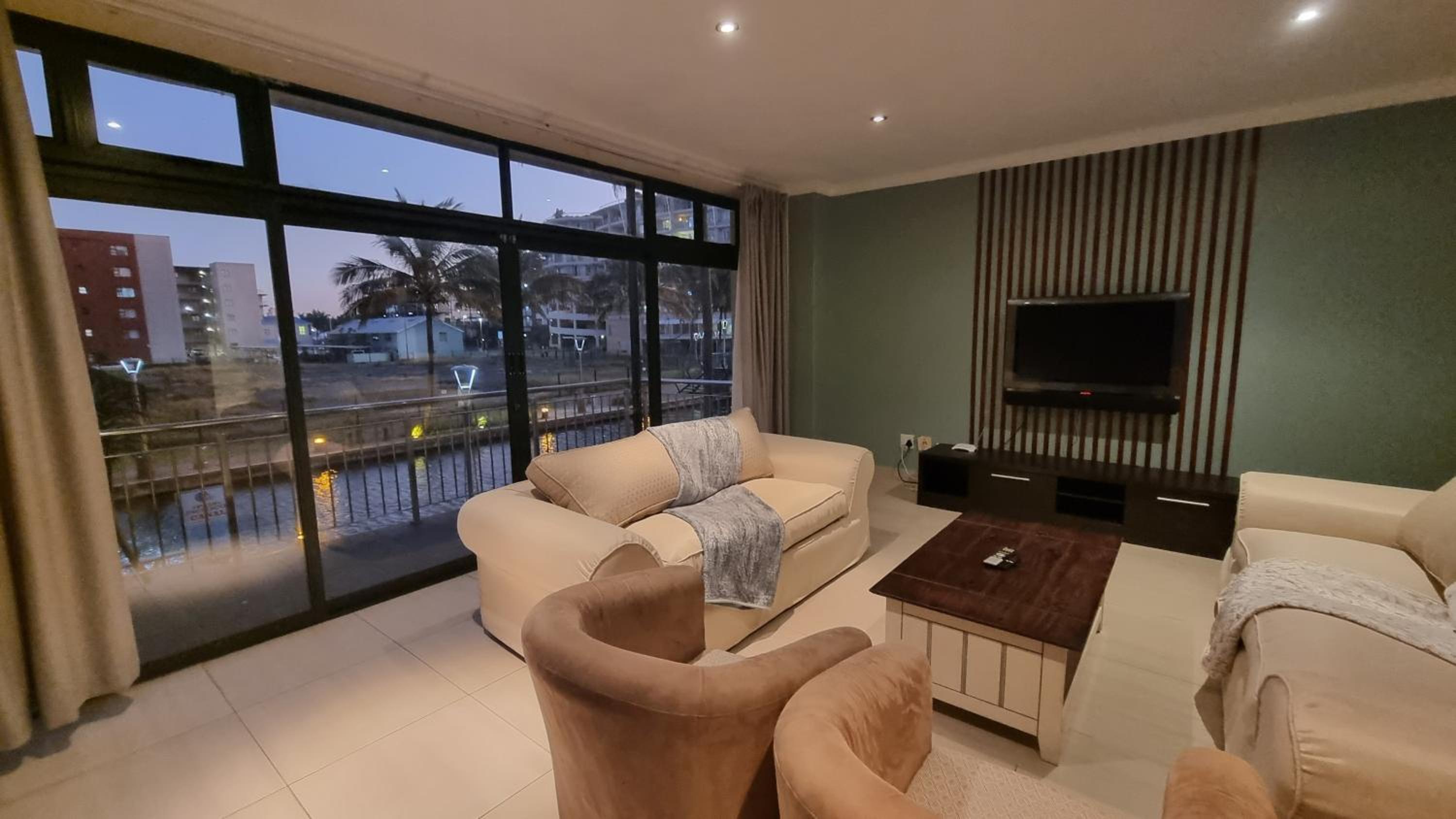 Accommodation Front - Homely 6 Sleeper with Canal Views near the Beach view 2