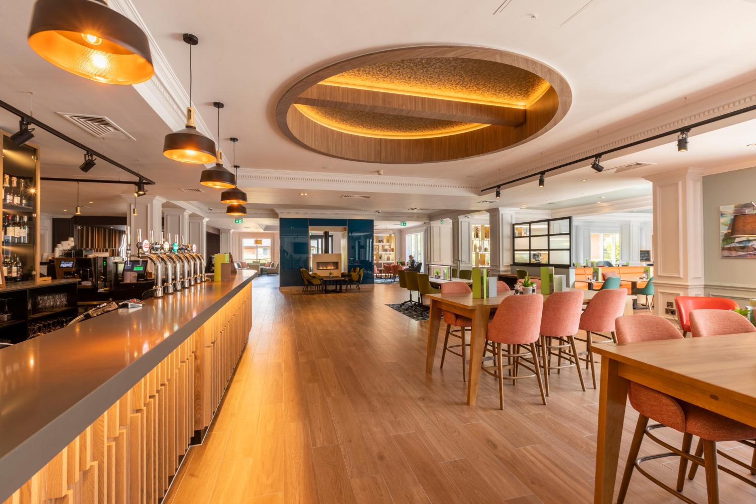 Guildford Vacations - Holiday Inn Guildford, an IHG Hotel - Property Image 46