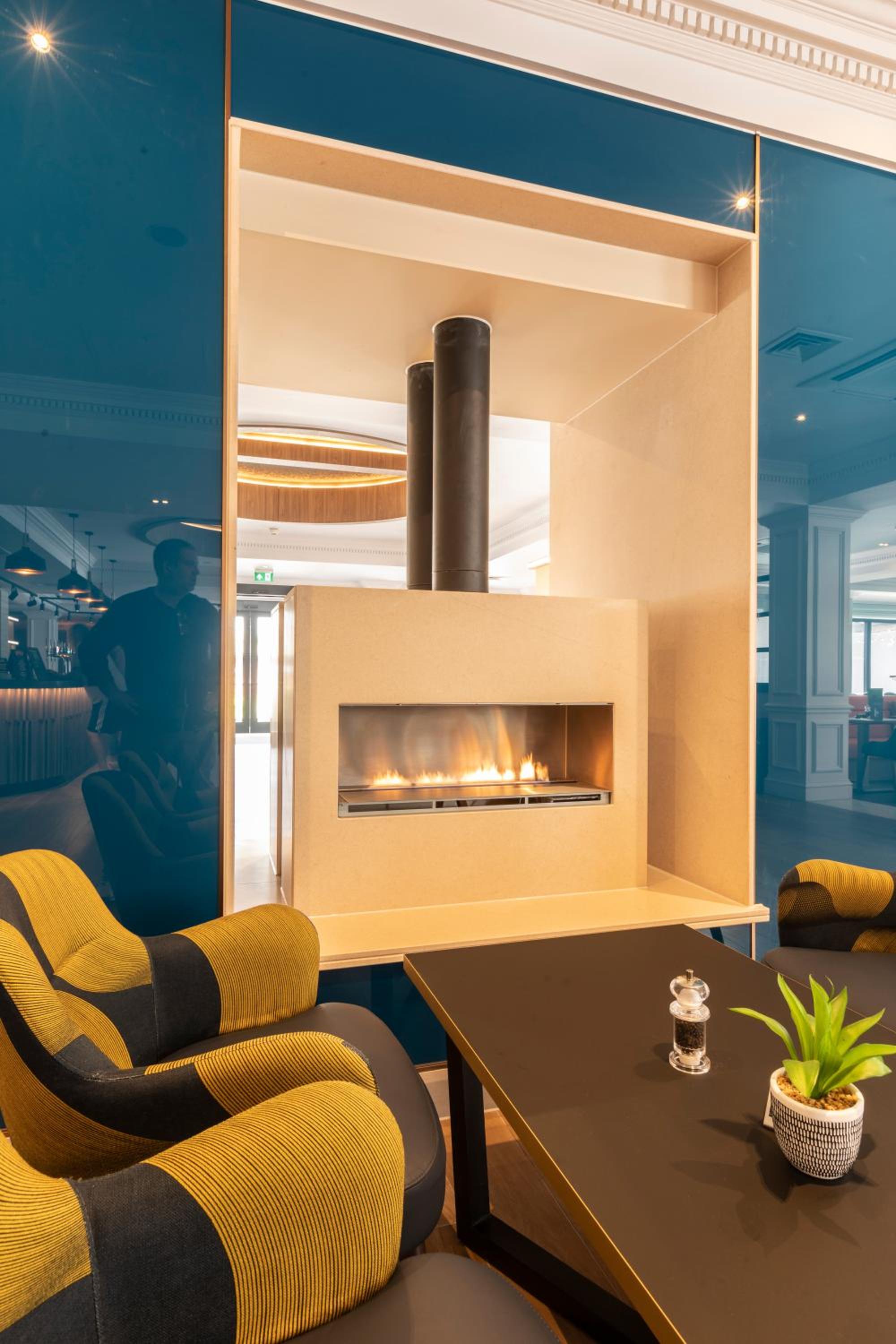 Guildford Vacations - Holiday Inn Guildford, an IHG Hotel - Property Image 4