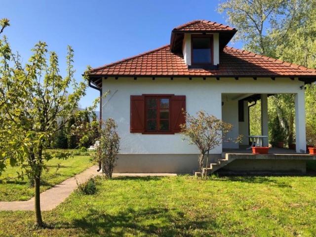 Vikendica Drina Hill sa bazenom Loznica view 3