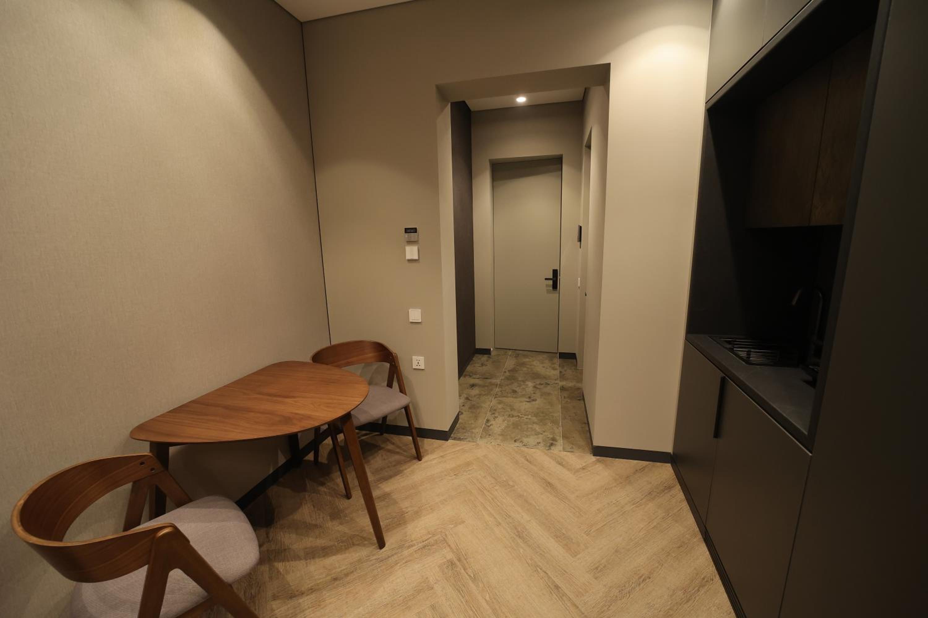 AVENUE RESIDENCE by AY North Avenue