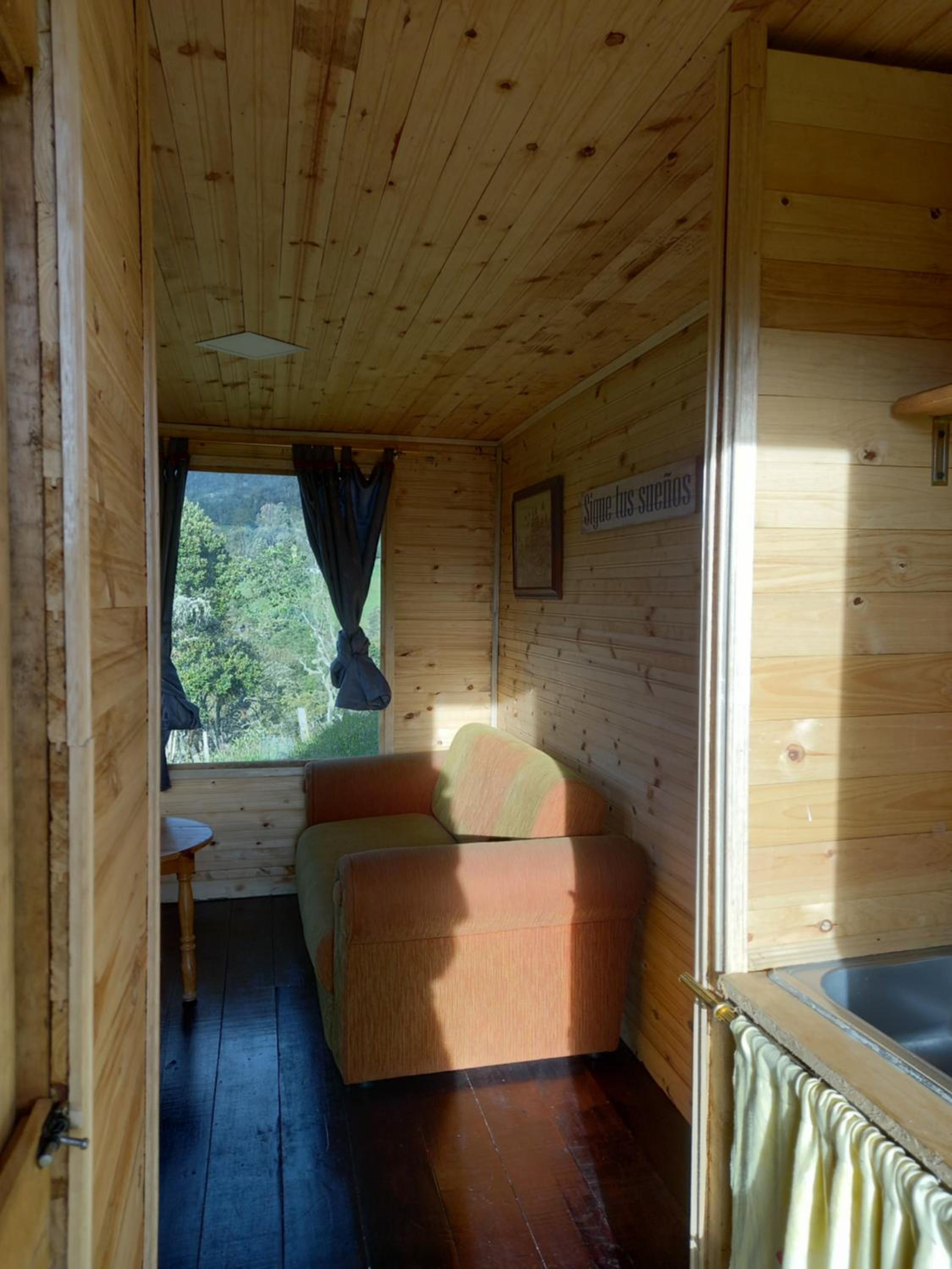 Photo 33