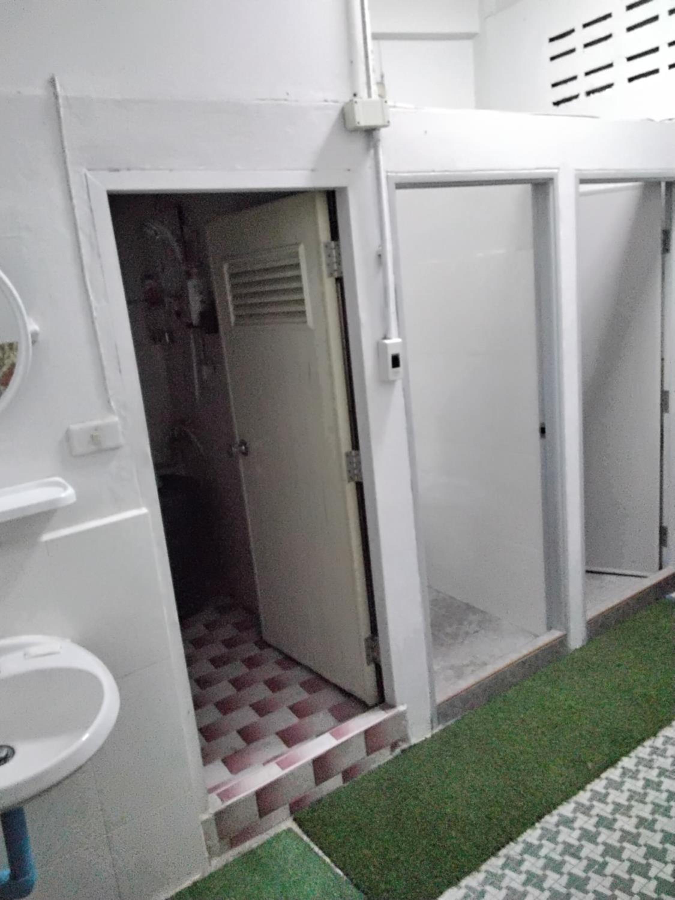 Danee Hostel