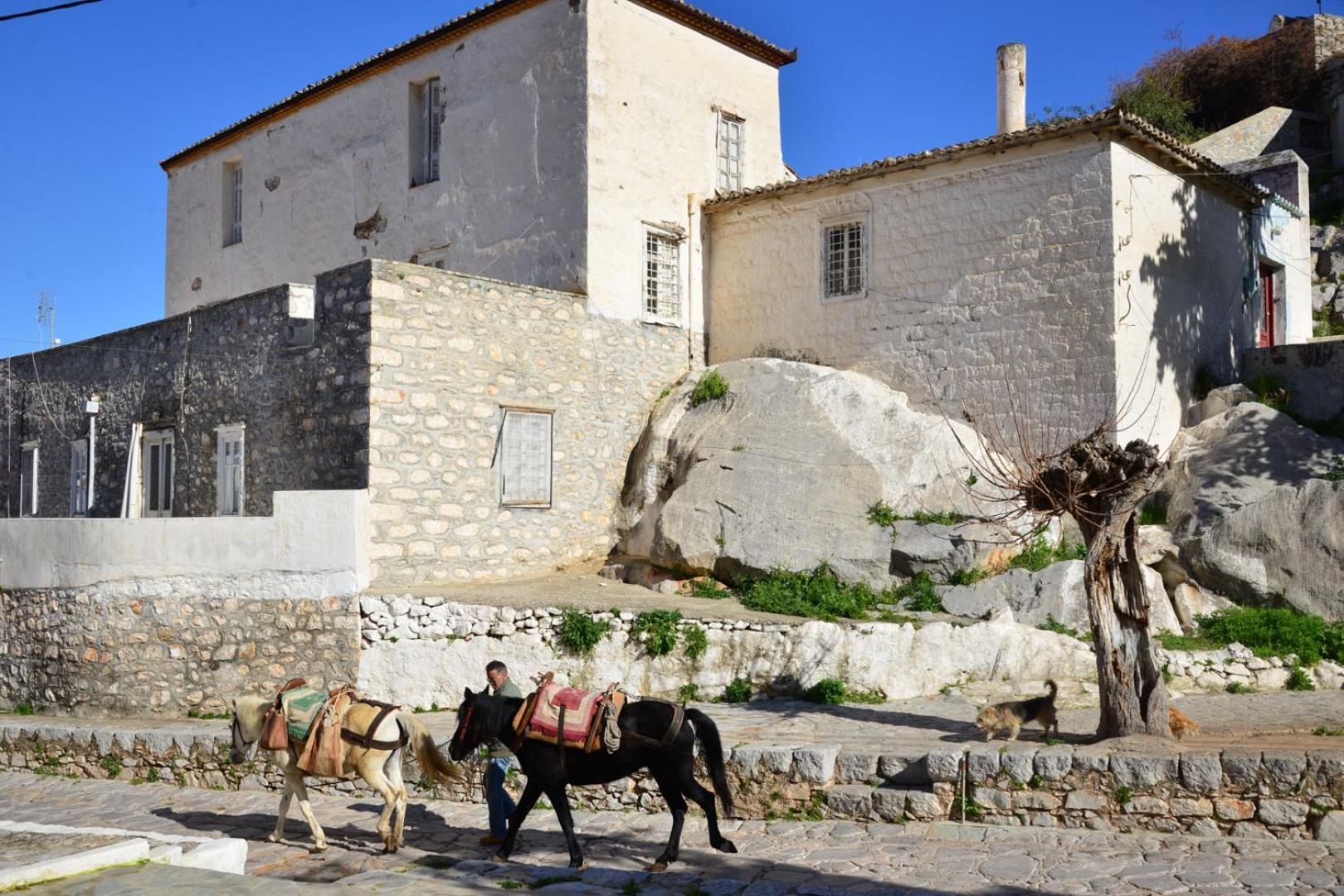 Hydra town, Relaxing patio Panoramic sea view