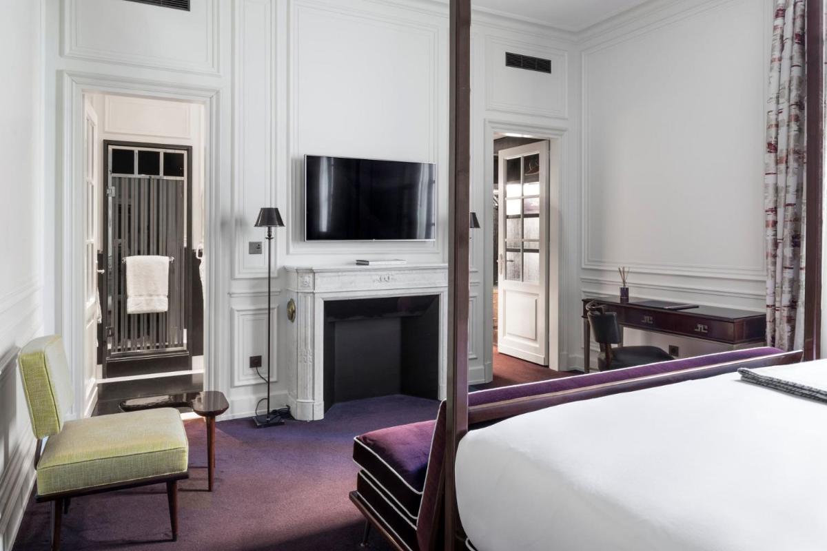 J.K. Place Paris 22