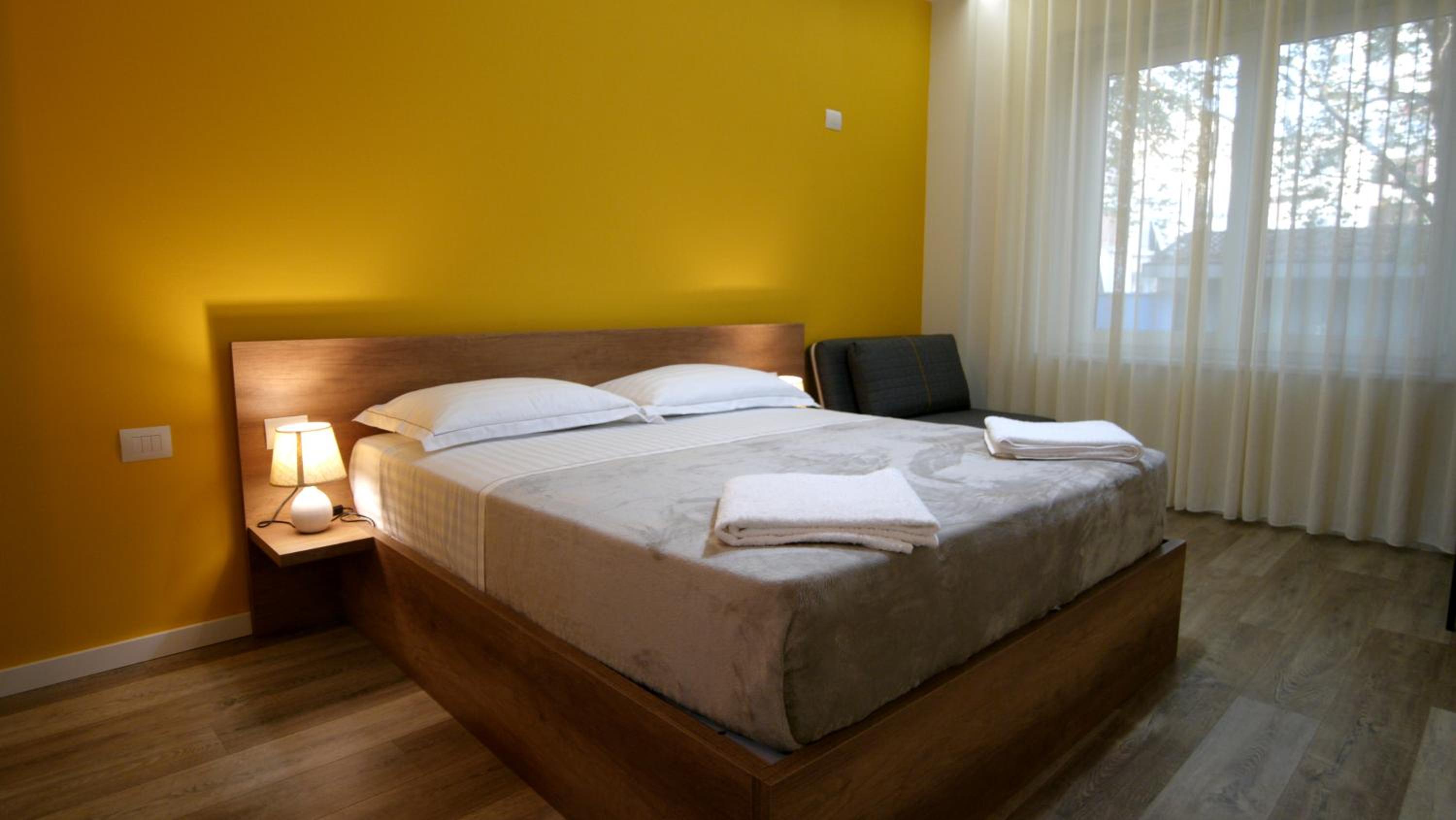 KONI's Studio Apartments