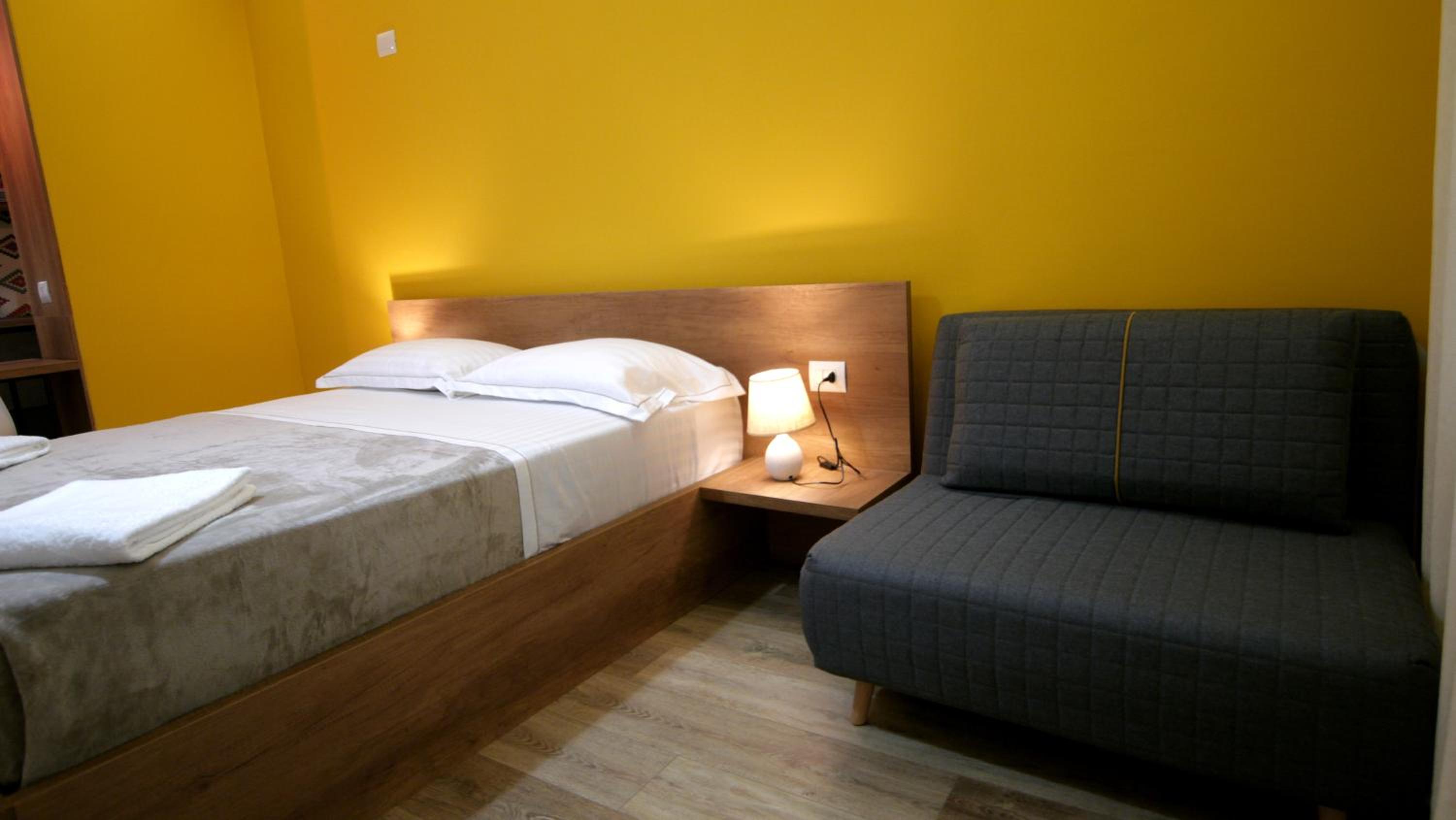 KONI's Studio Apartments