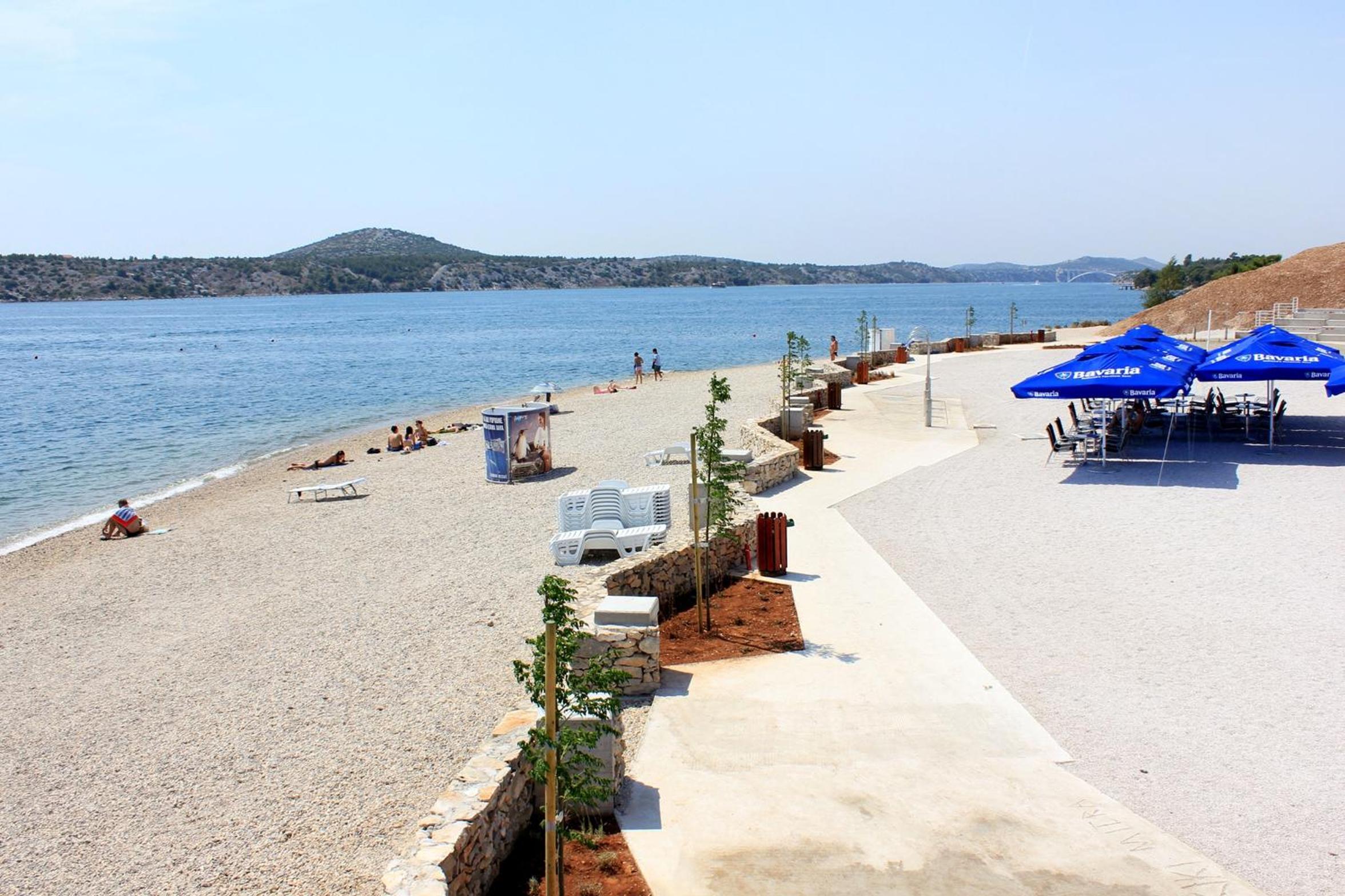 Family-friendly apartments with swimming pool Lozovac, Krka - 18961 view 2