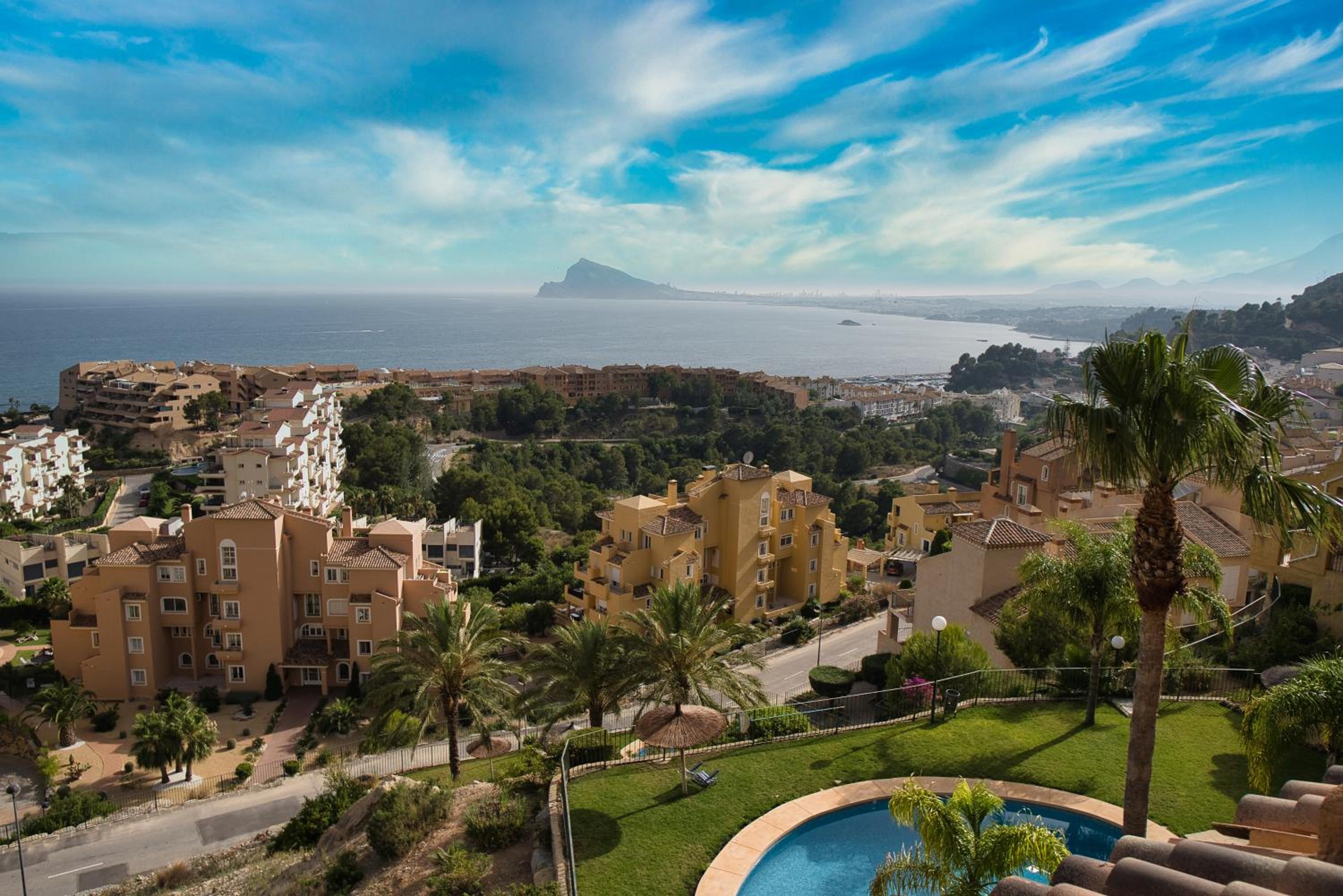 Mascarat Hills✰Vue incroyable & comfort✰Famille 6 personnes view 2