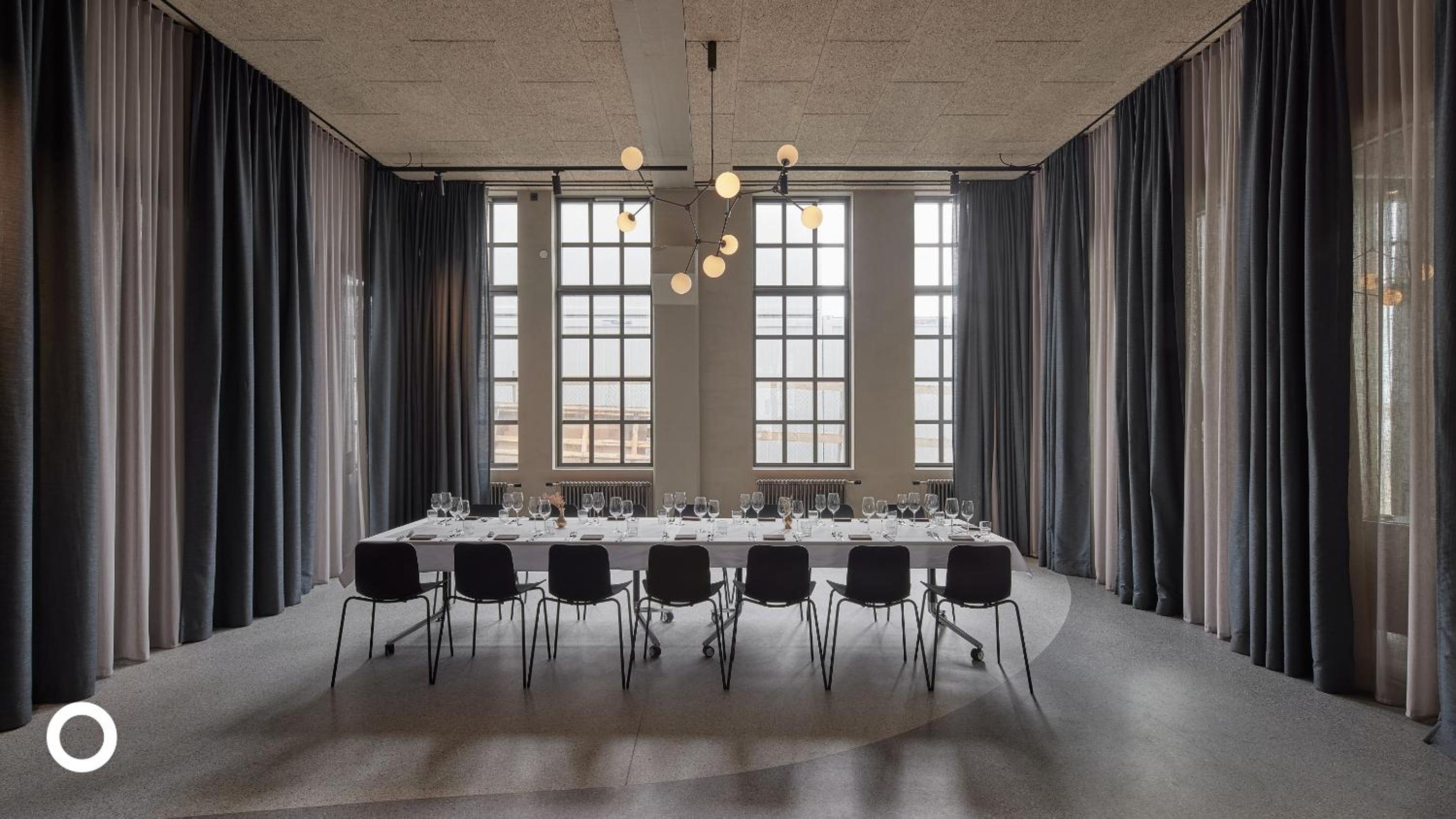 Grandi by Center Hotels 16