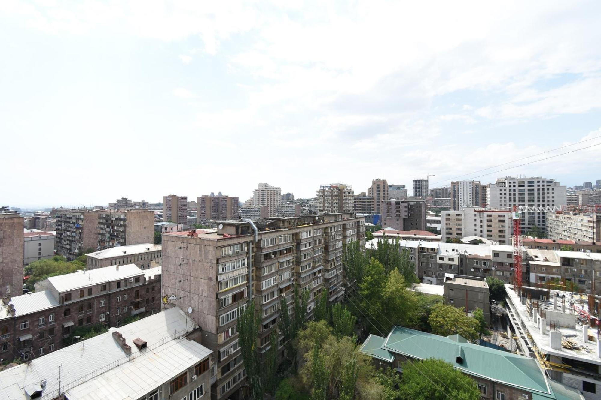 Koghbatsi street, 2 bedrooms Modern and Beautiful apartment KO166