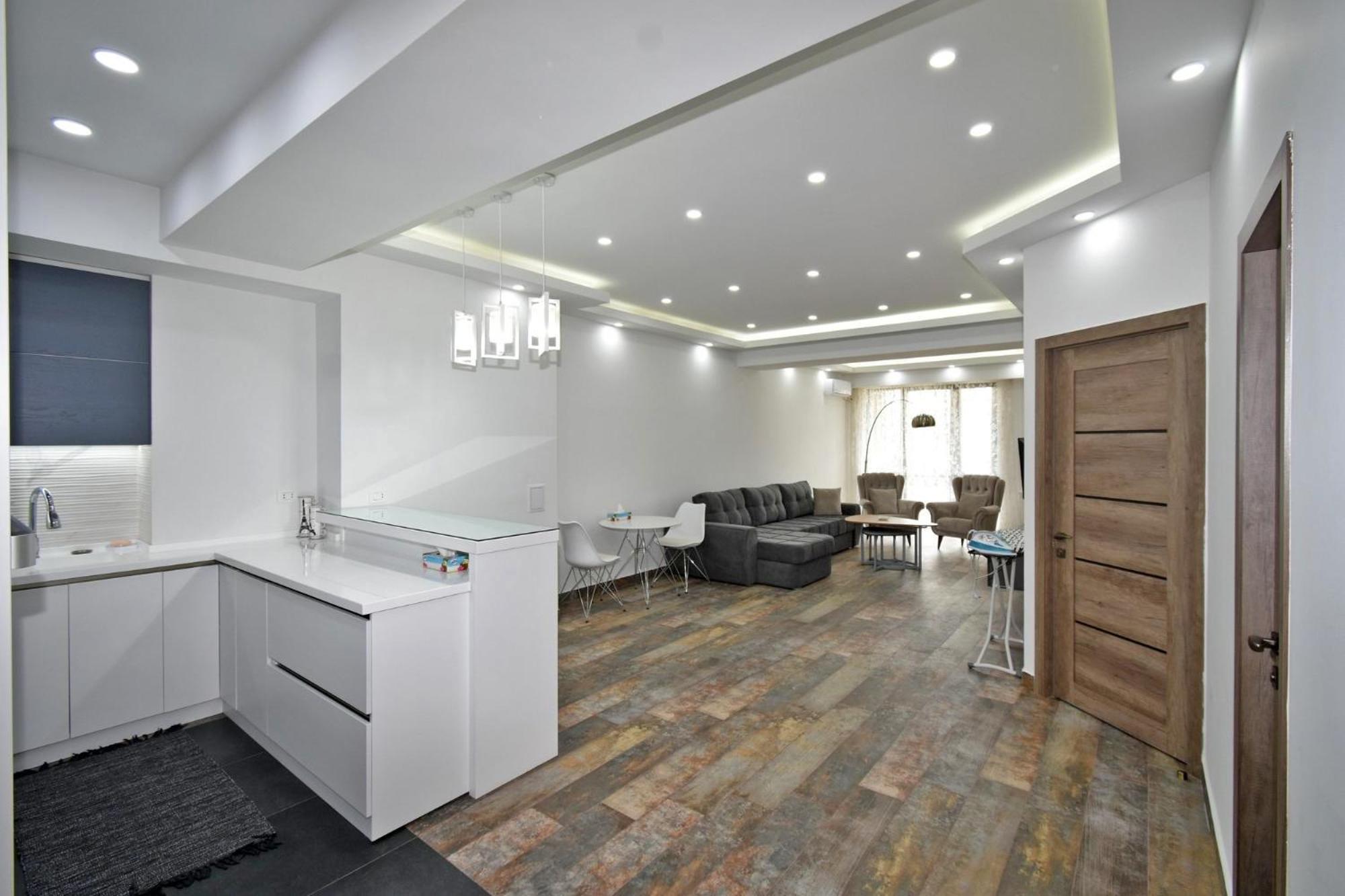 Koghbatsi street, 2 bedrooms Modern and Beautiful apartment KO166