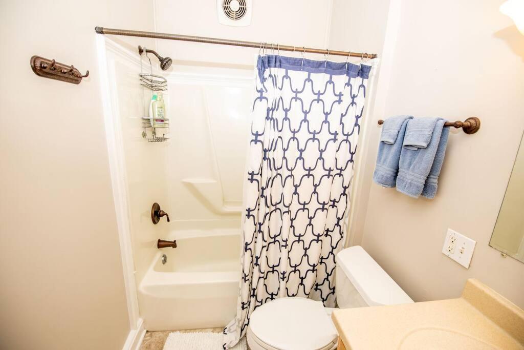 Annapolis Vacations - King George Downtown Annapolis Getaway - Property Image 5