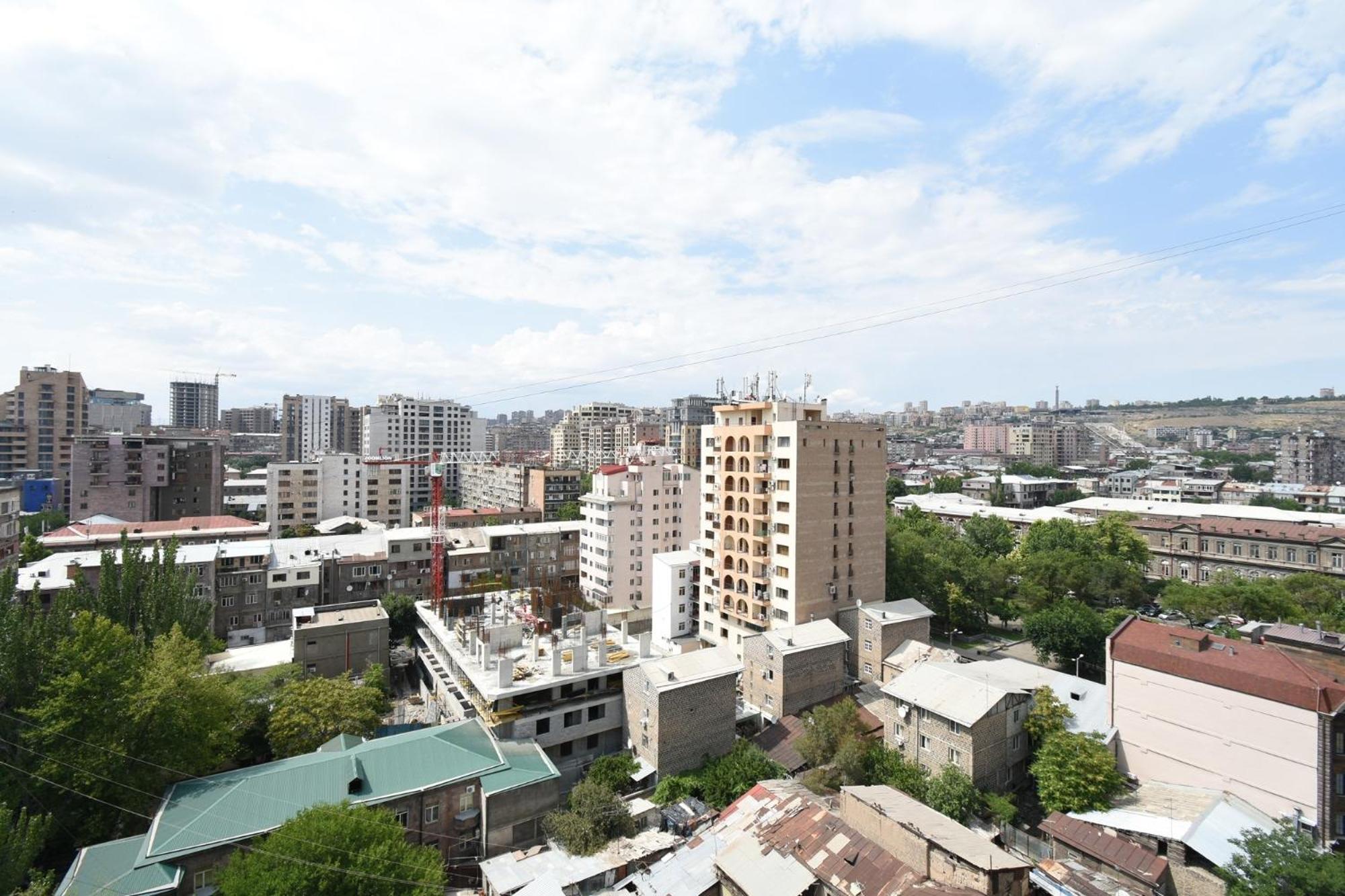 Koghbatsi street, 2 bedrooms Modern and Beautiful apartment KO166