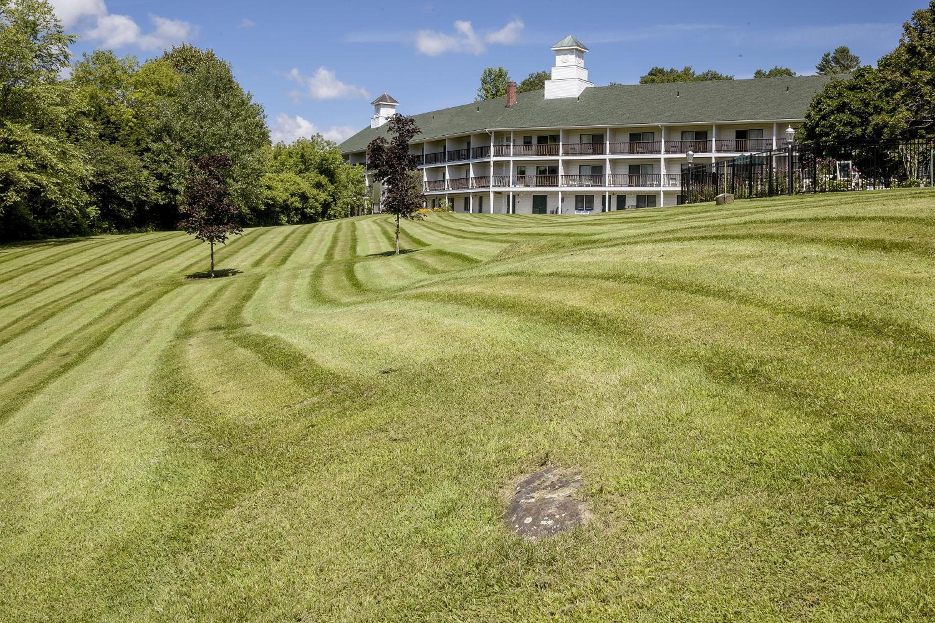 Fairbanks Inn
