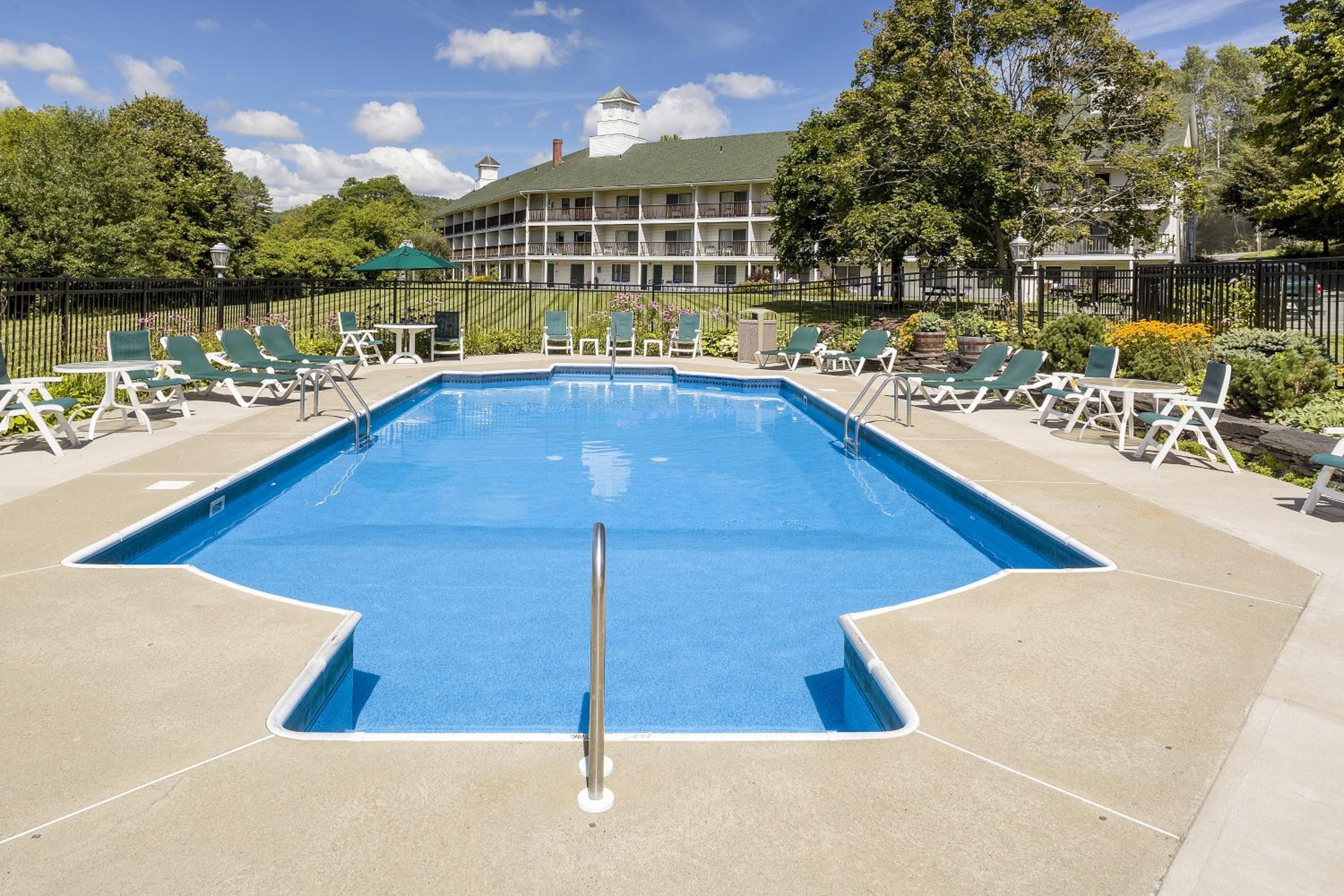 Fairbanks Inn