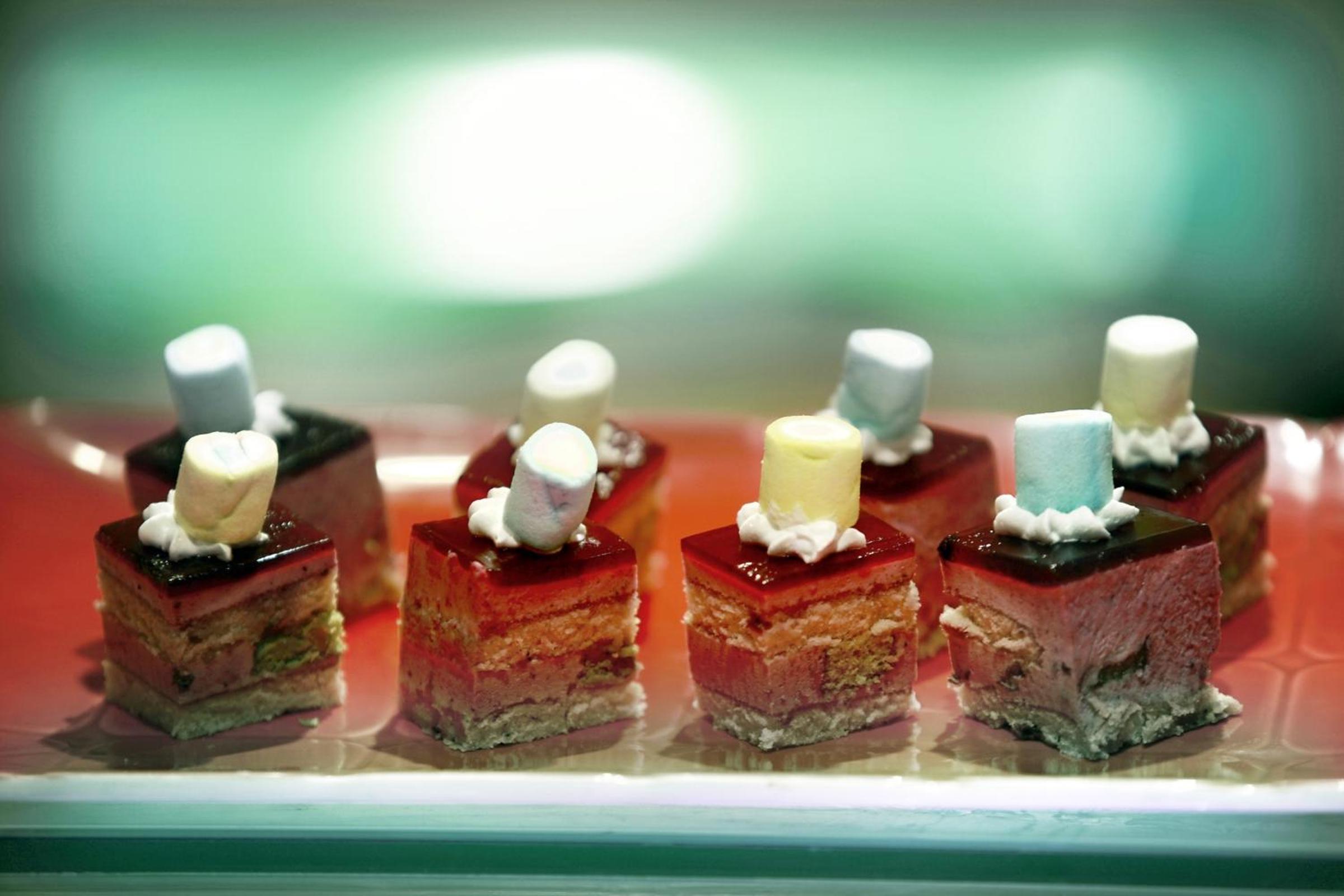 Lijiang Waterfall Hotel Guilin - Image 3