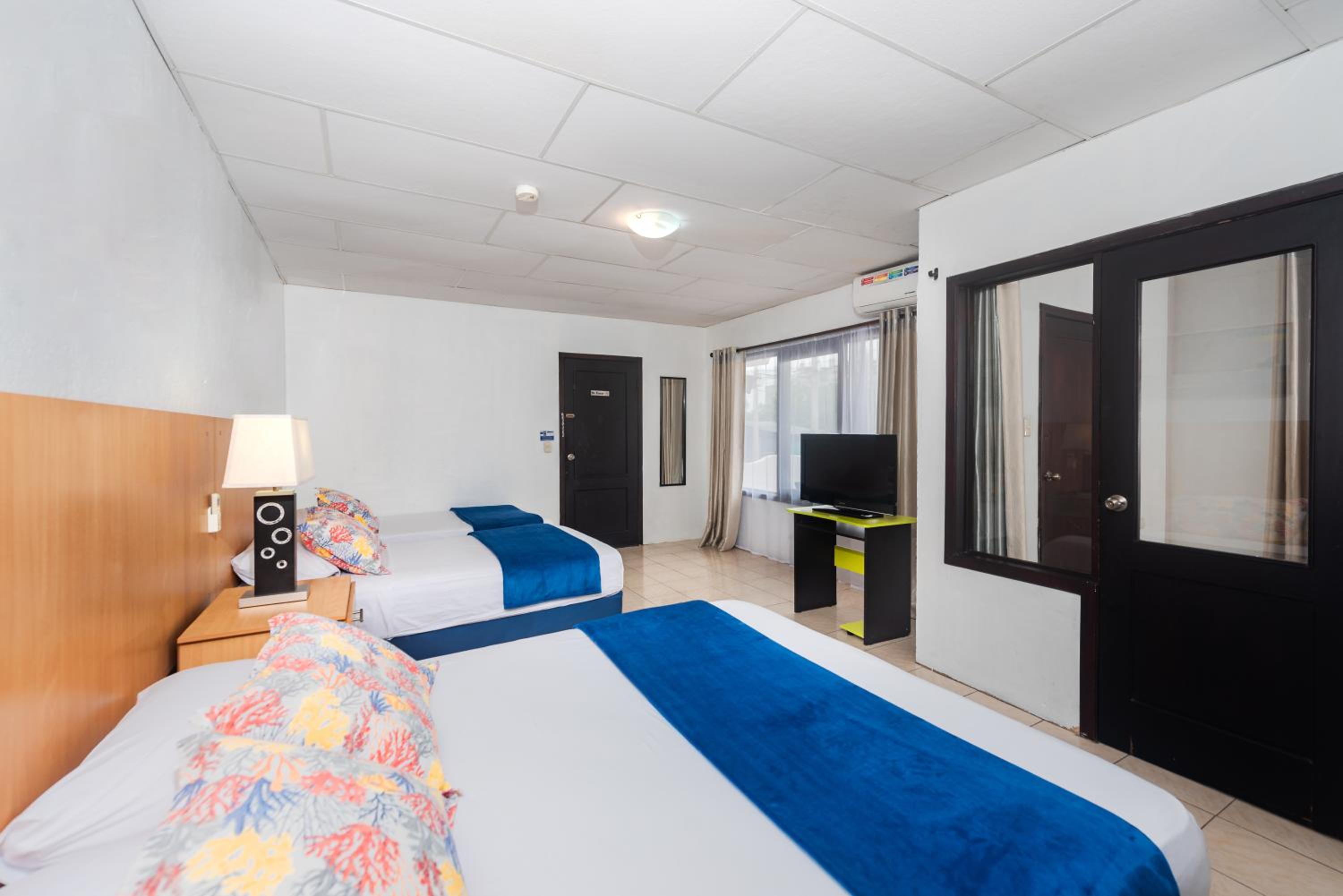 Hostal North Seymour