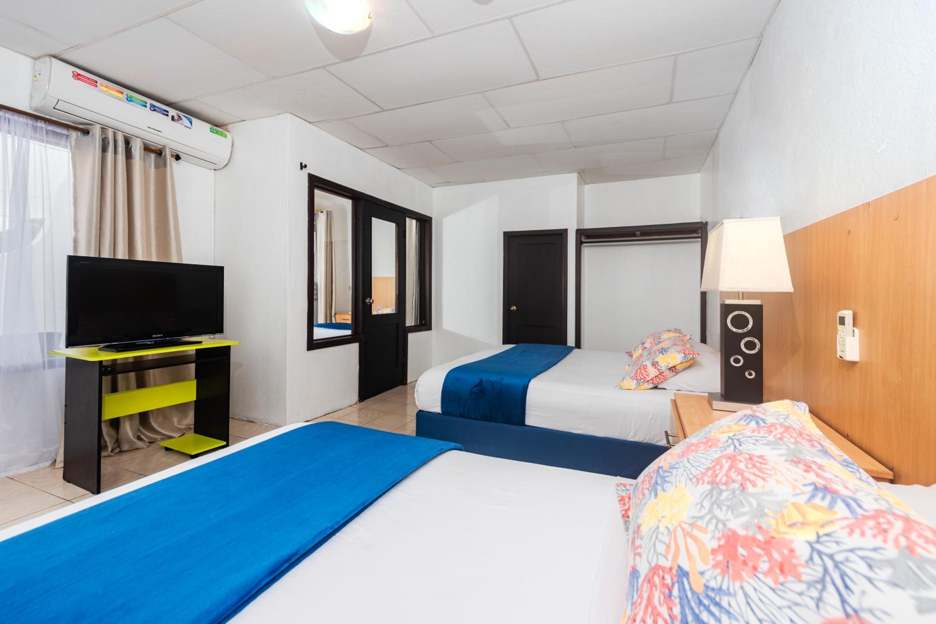 Hostal North Seymour