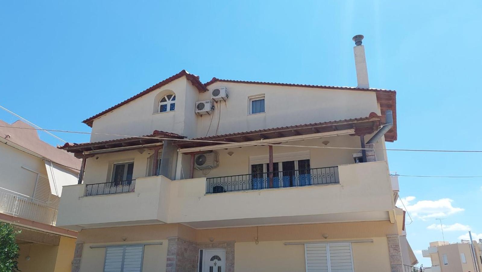 Hotel WoodHouse - Image 1