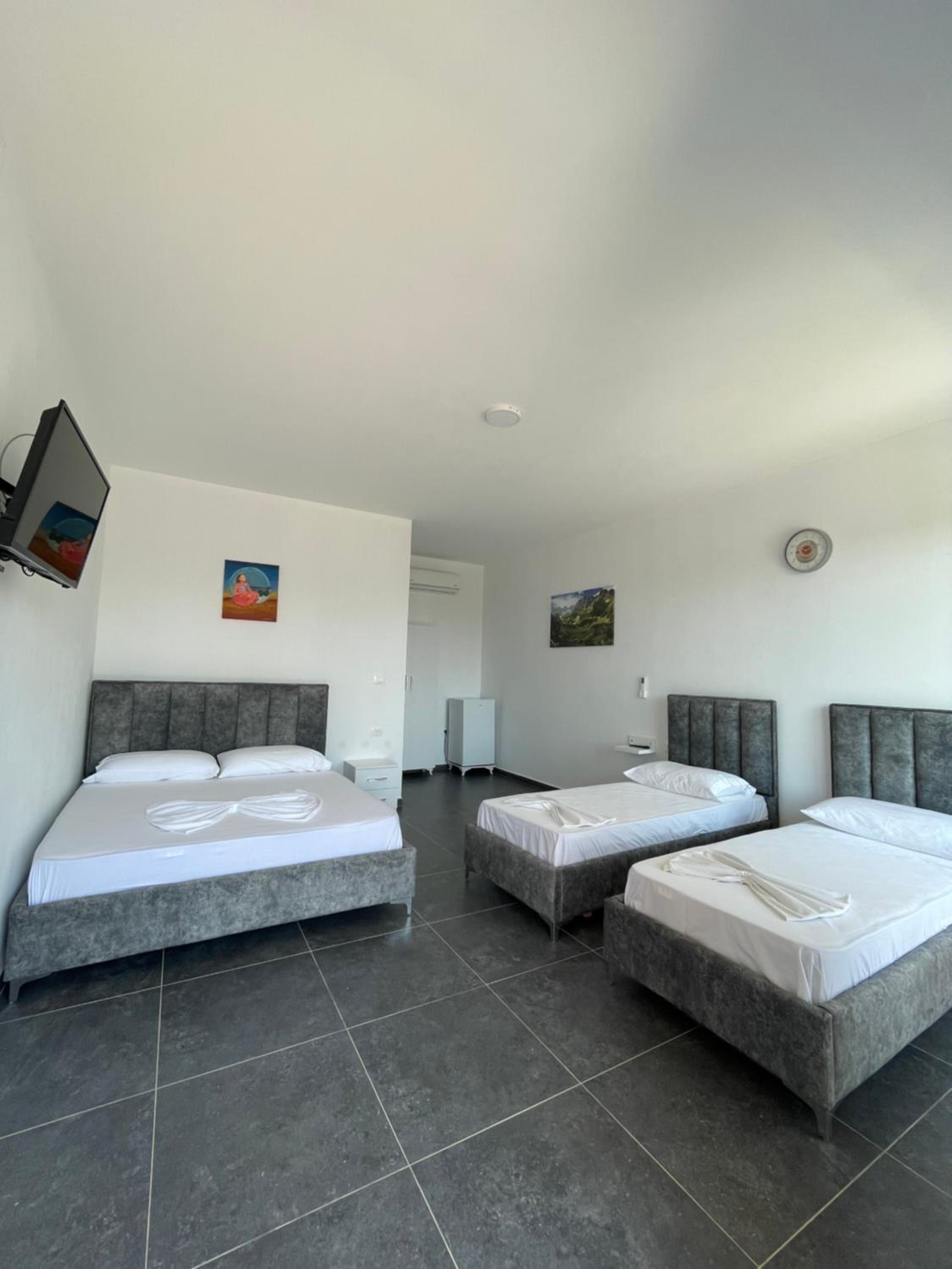 Essos Villas