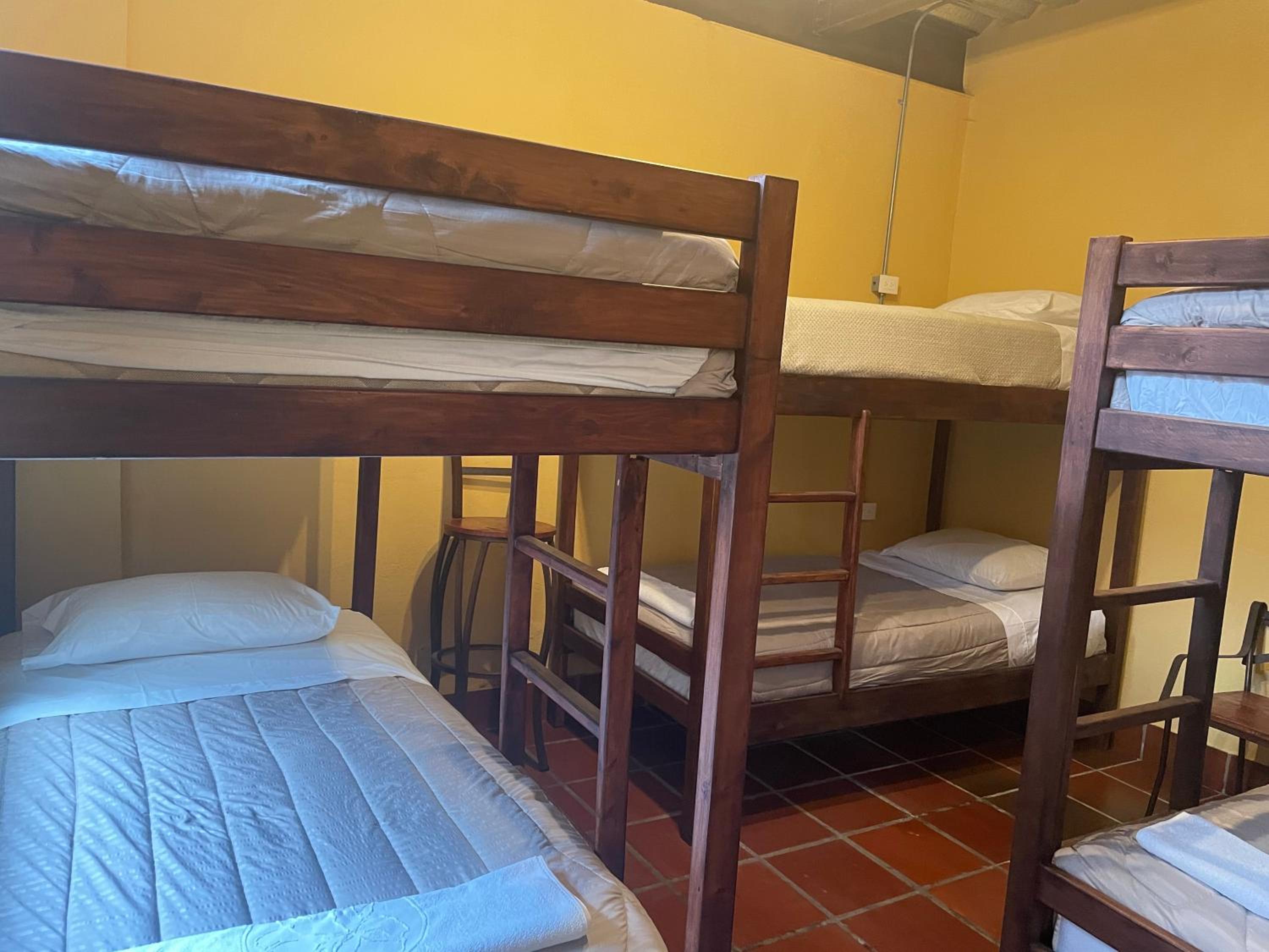 Hostal Casa Astromelia