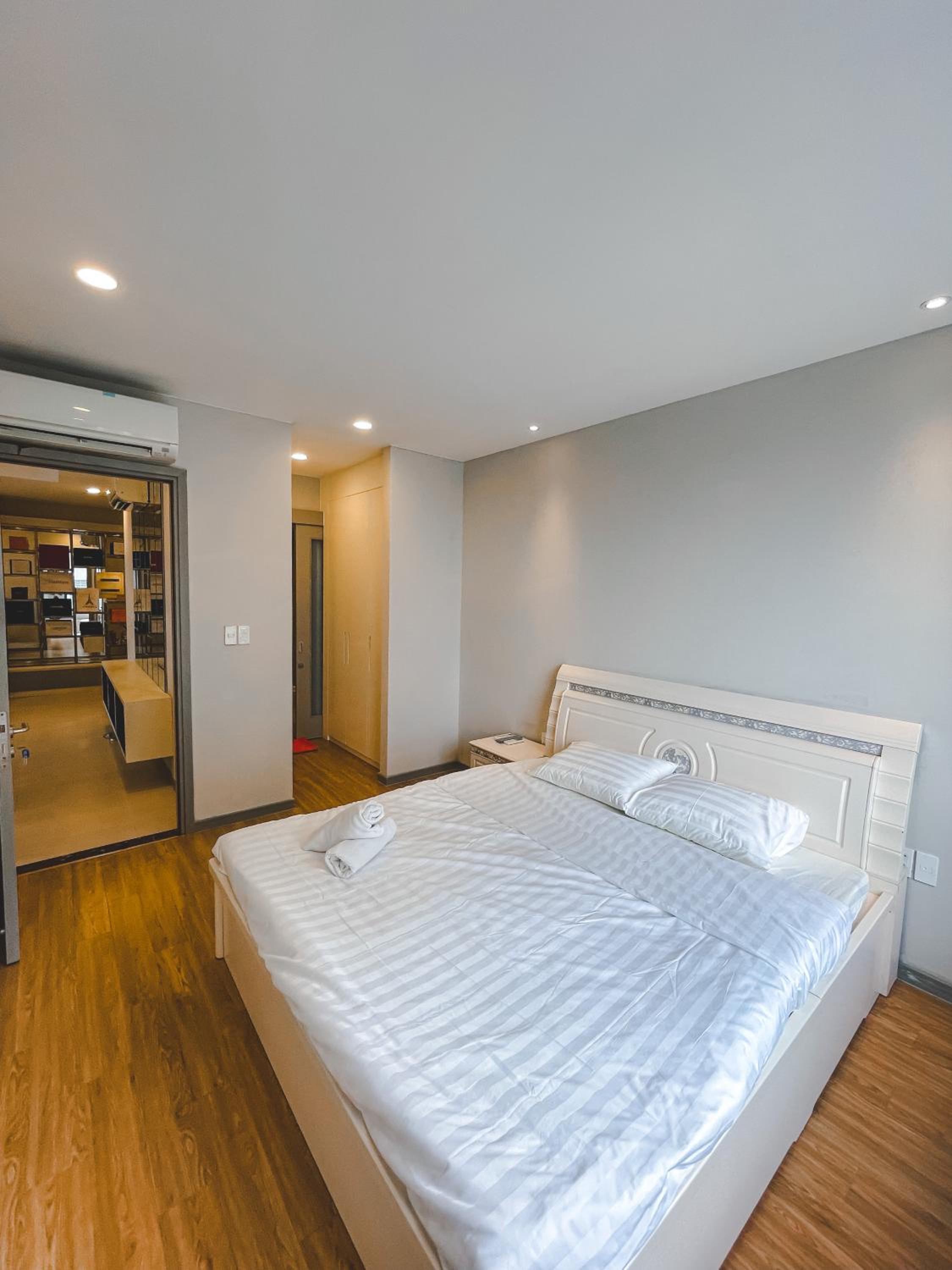Luxury Gold Apartment 86 -Rooftop Pool Central City