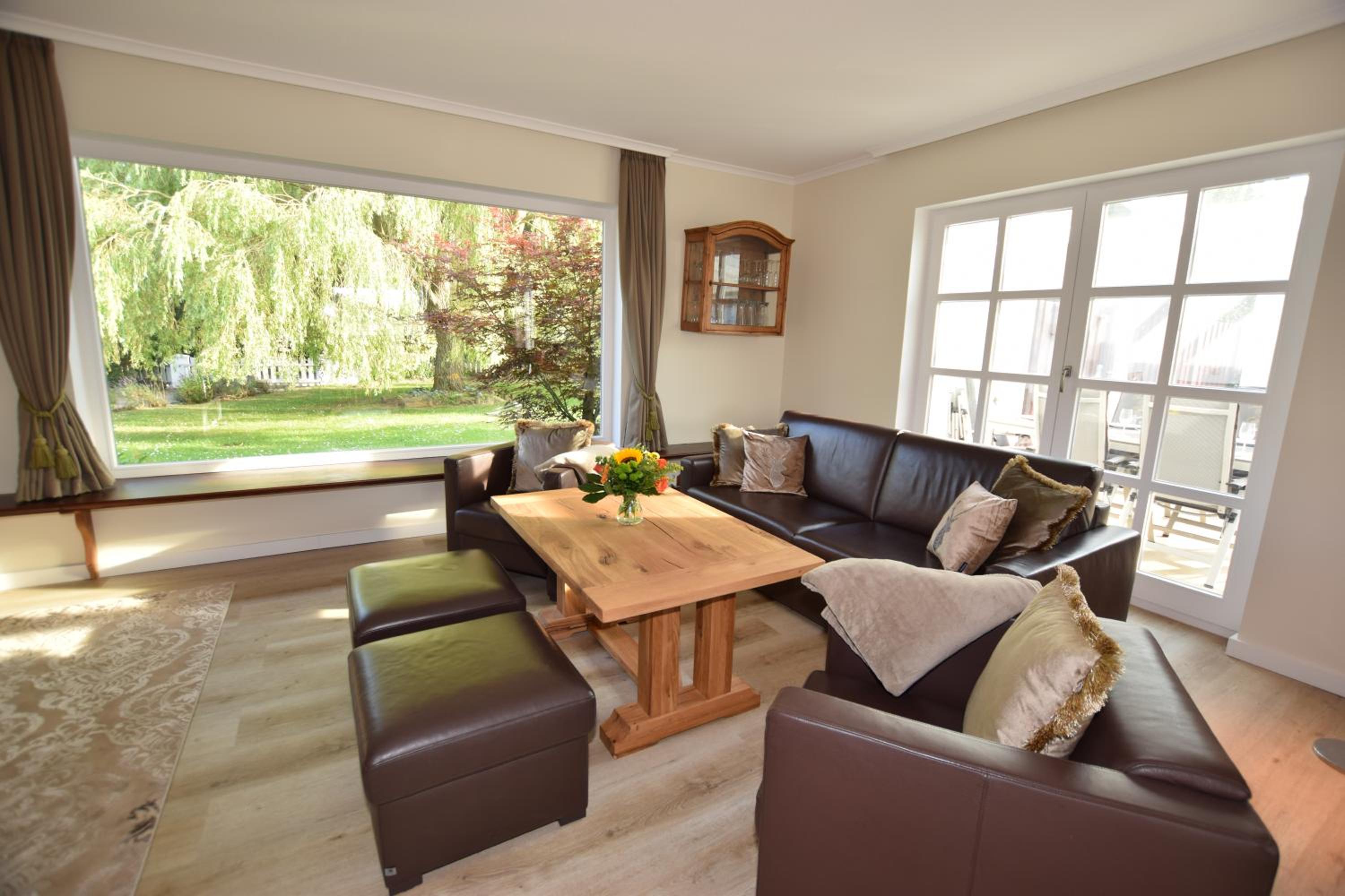 Landhaus Hideaway mit Aussenpool, Sauna und Kamin