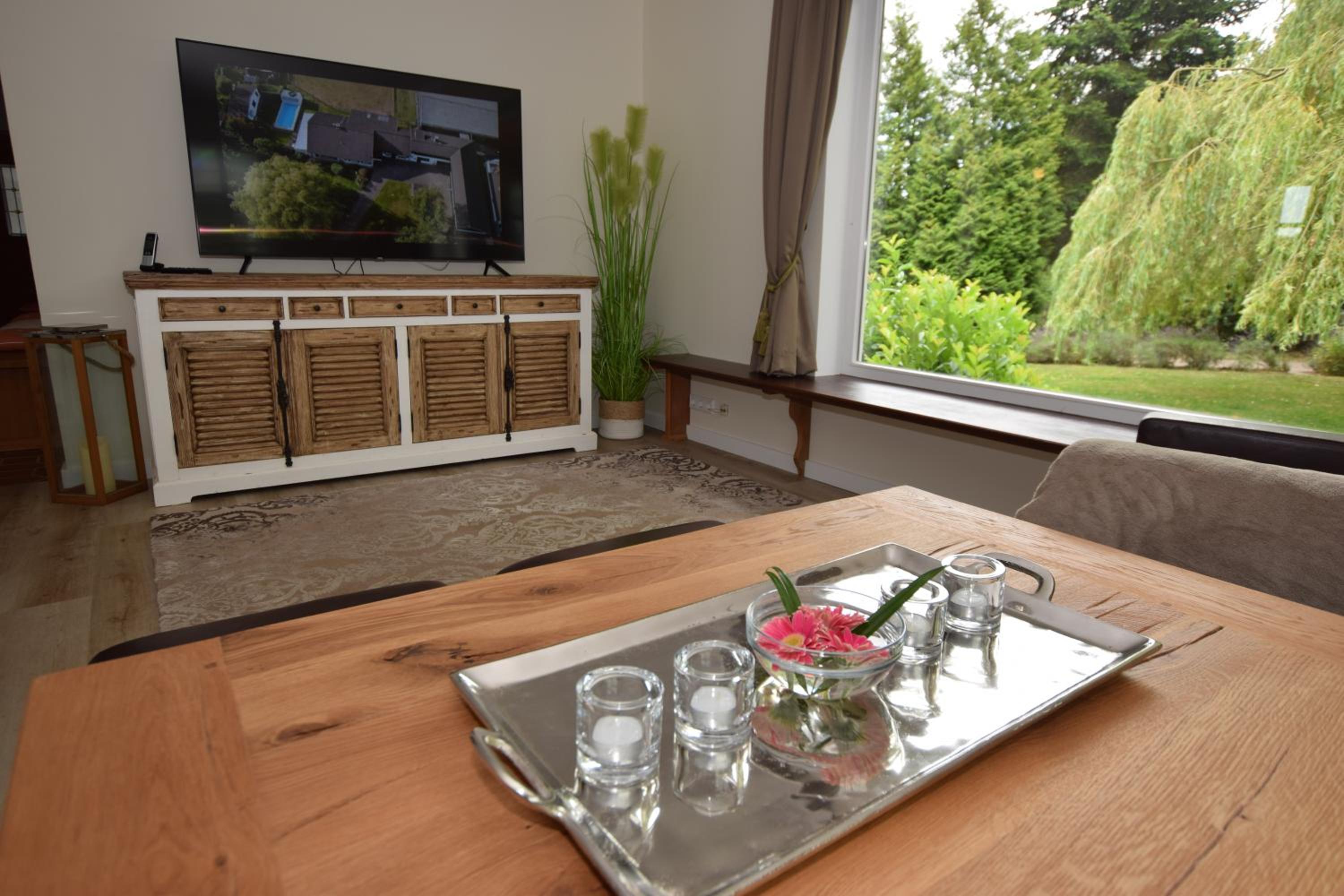 Landhaus Hideaway mit Aussenpool, Sauna und Kamin