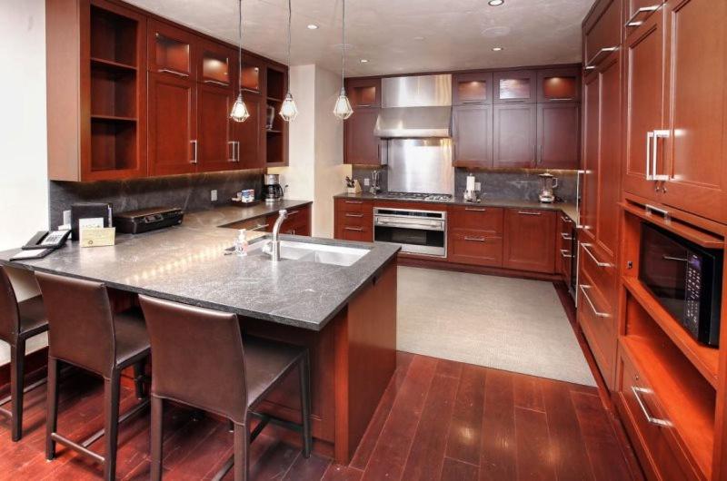 Vail Solaris 2 With Den Bedroom Vacation Rental Set At The Base Of The Mountain Just Steps From The Gondola view 2