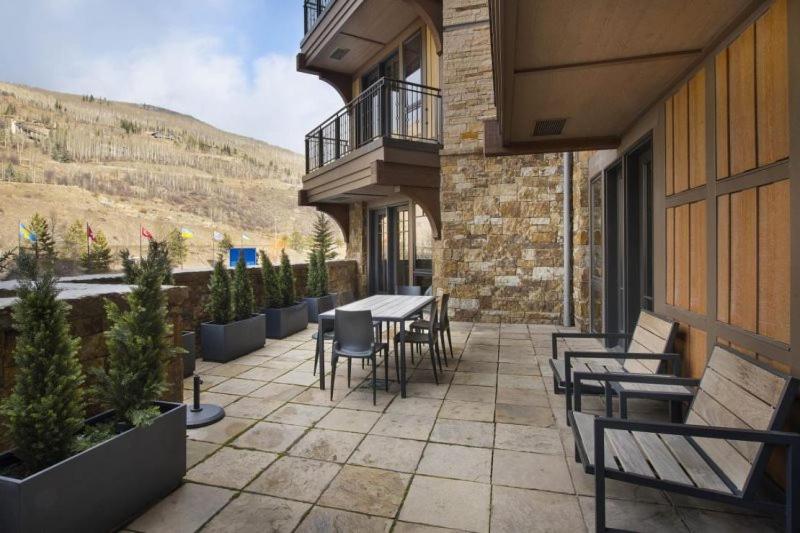 Vail Solaris 2 With Den Bedroom Vacation Rental Set At The Base Of The Mountain Just Steps From The Gondola view 4