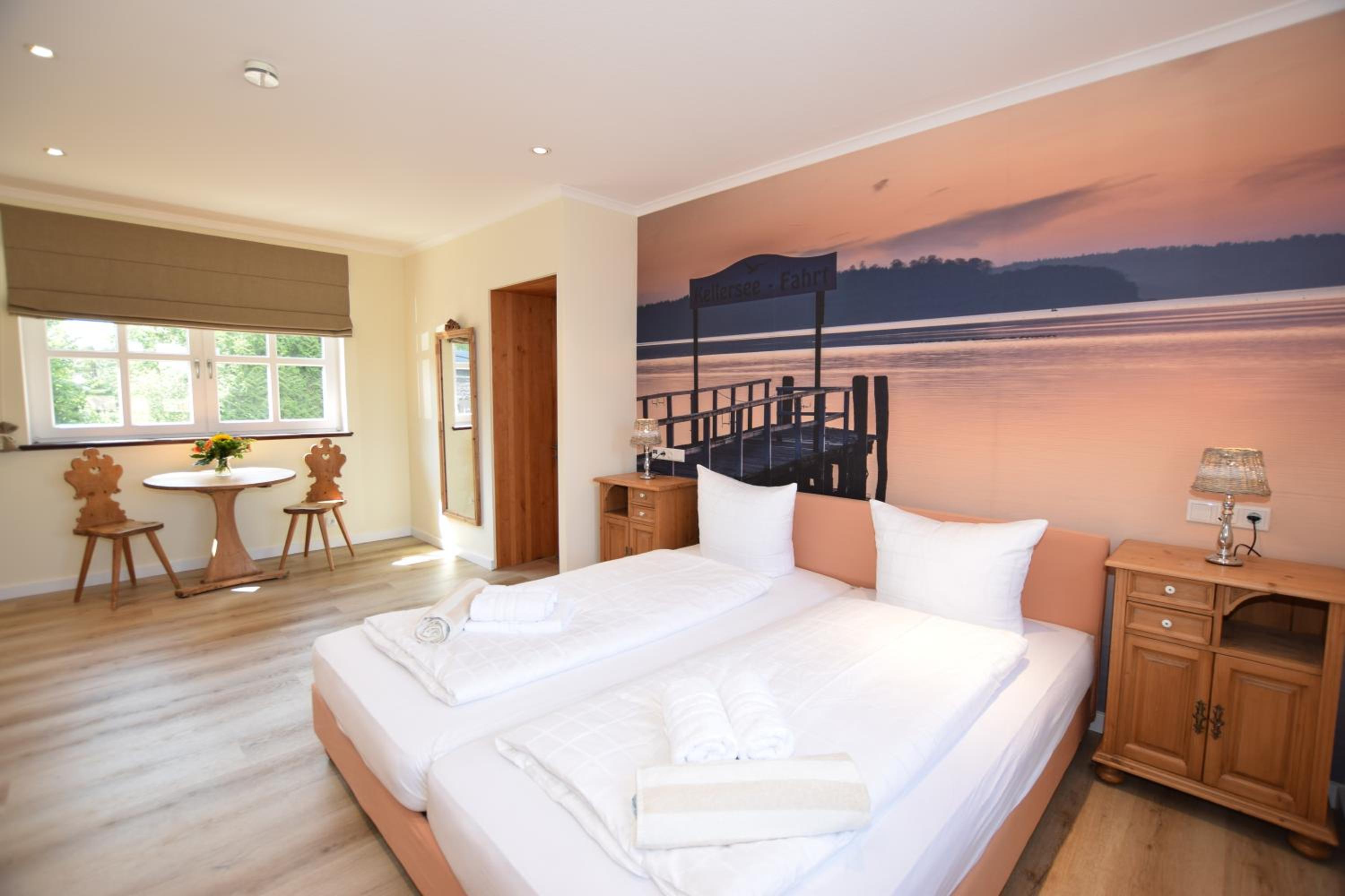 Landhaus Hideaway mit Aussenpool, Sauna und Kamin