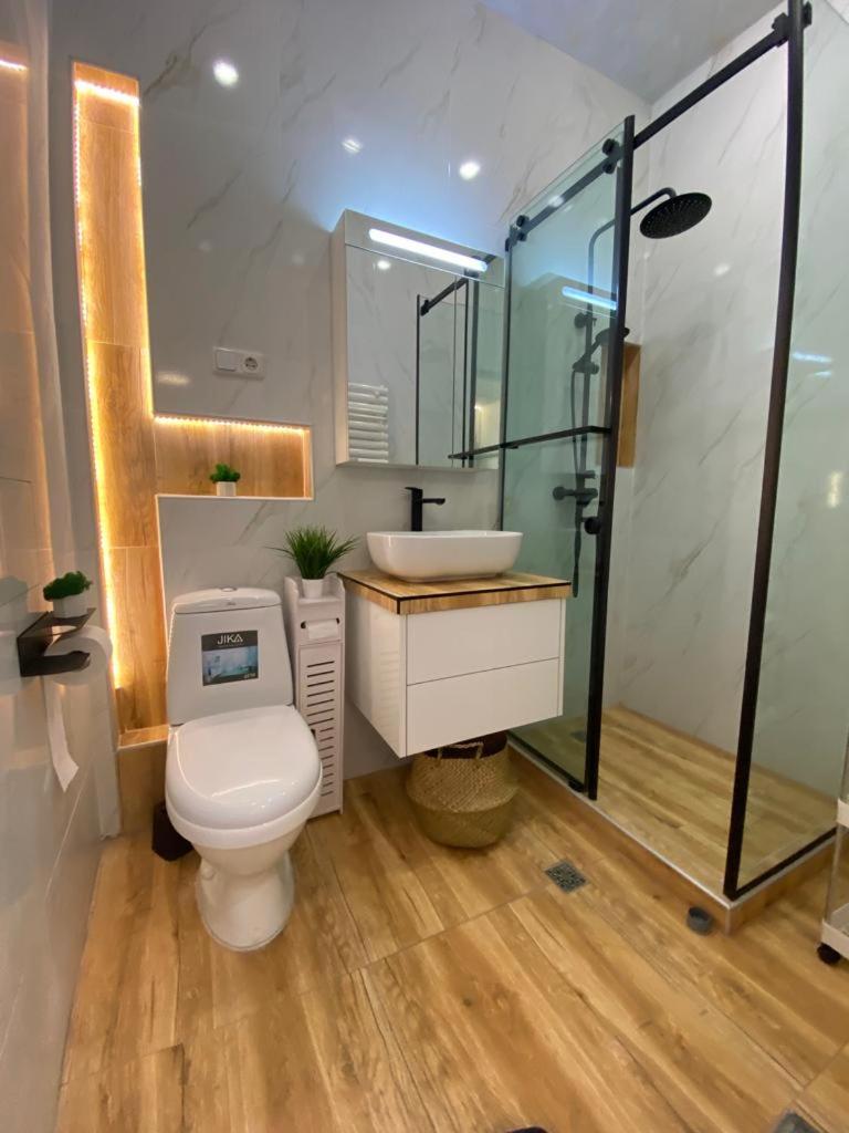 Beautiful apartment with 3 balconies in the center of Yerevan