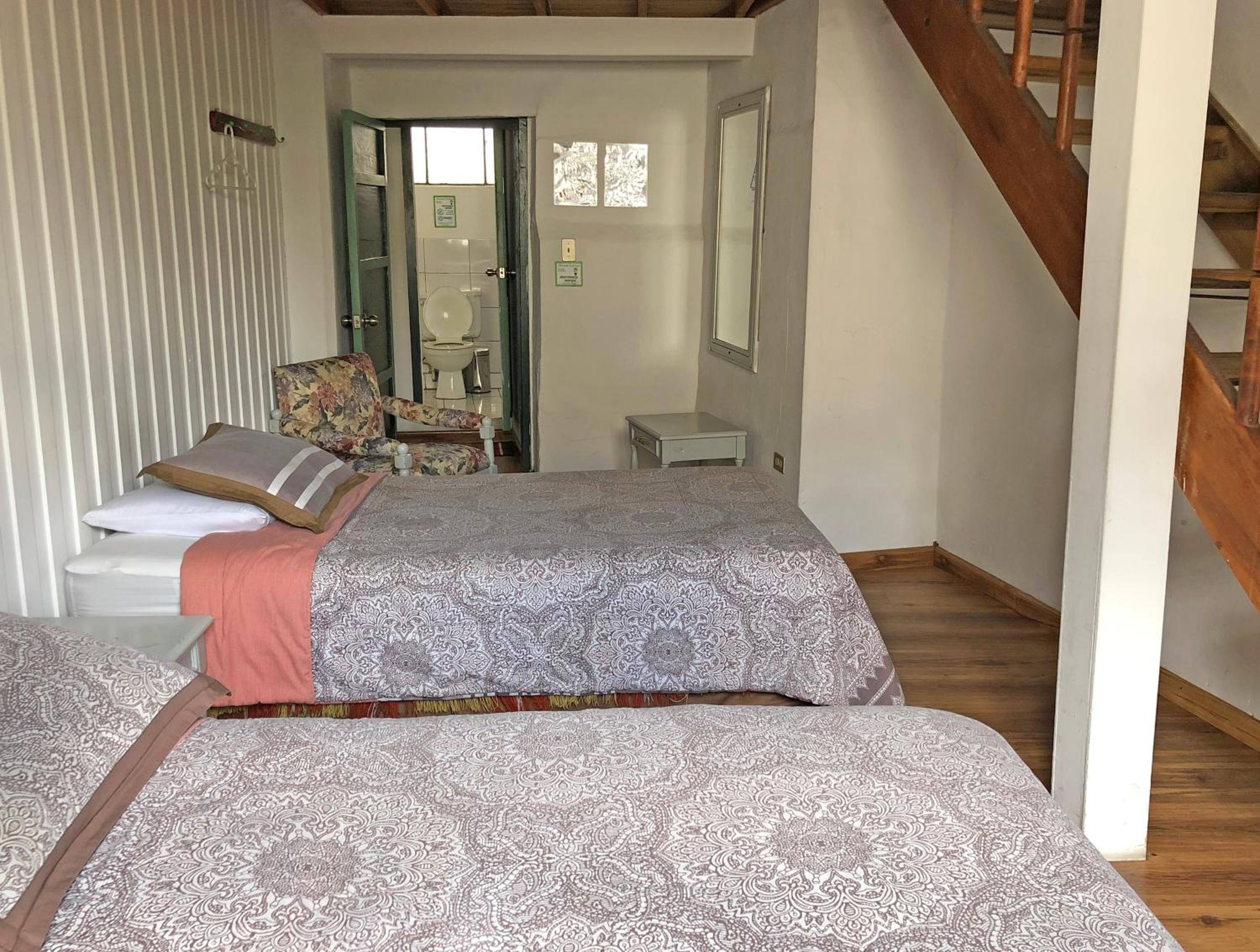 Hostal Latina