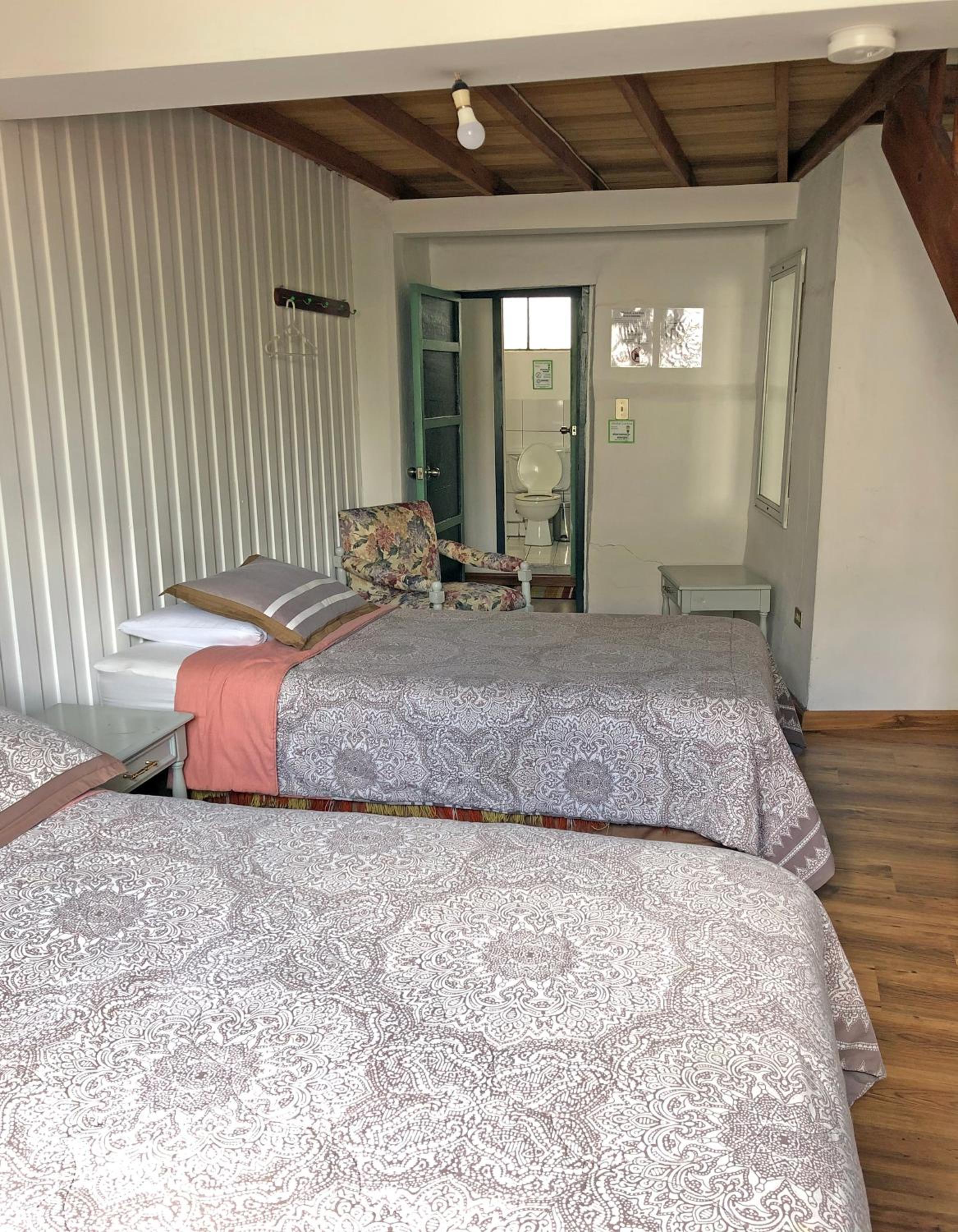 Hostal Latina