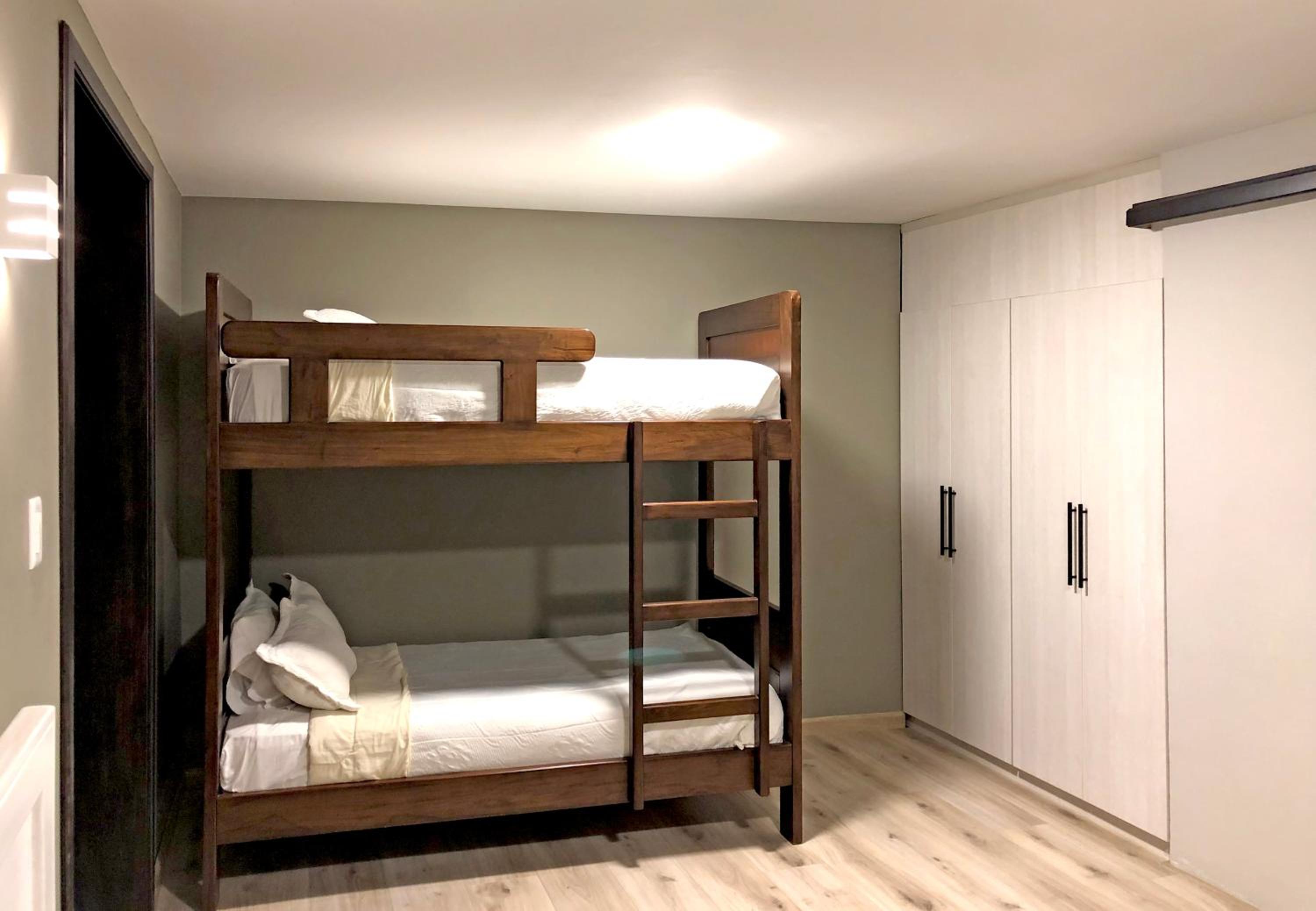 Hostal Latina