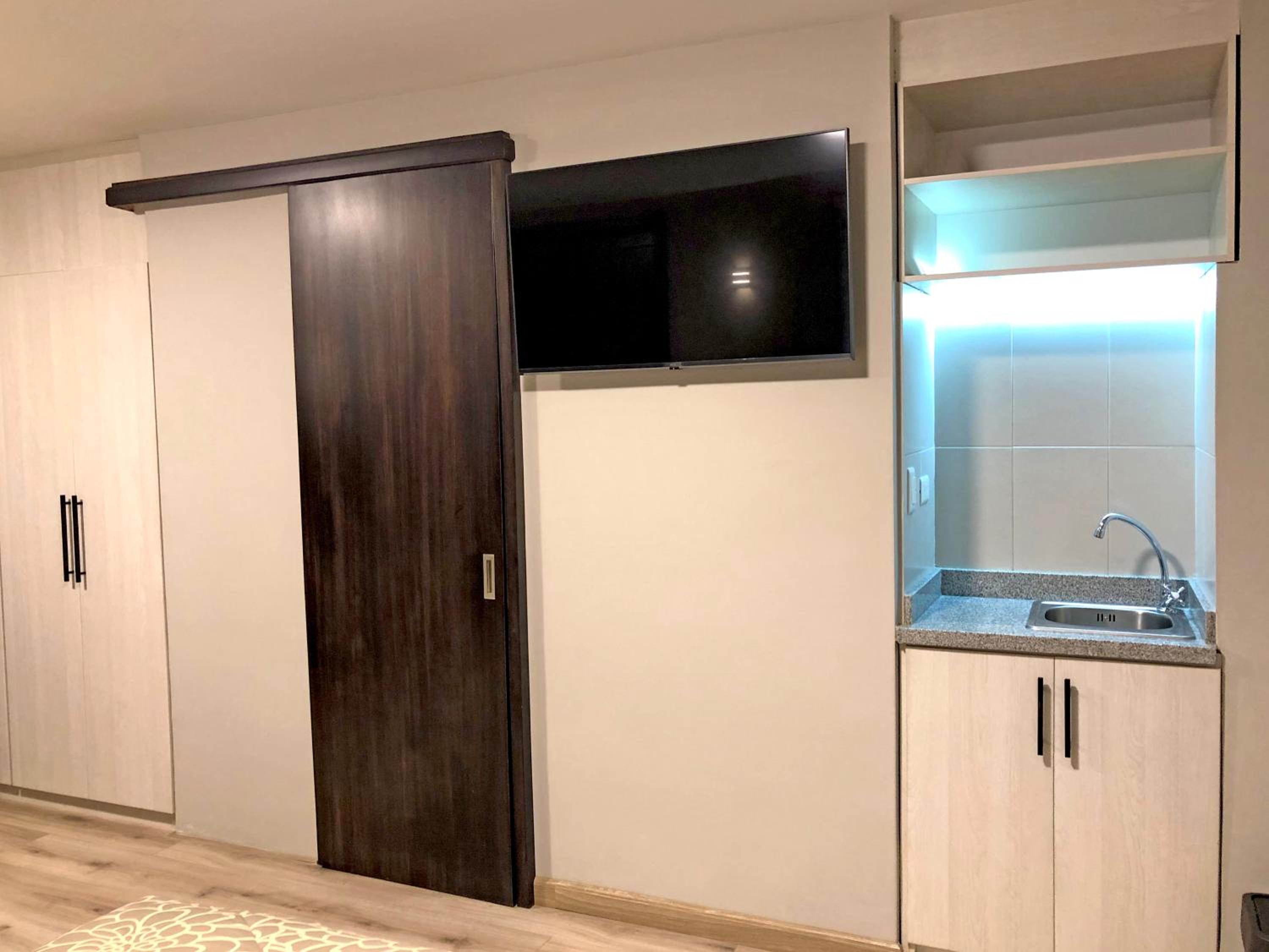 Hostal Latina