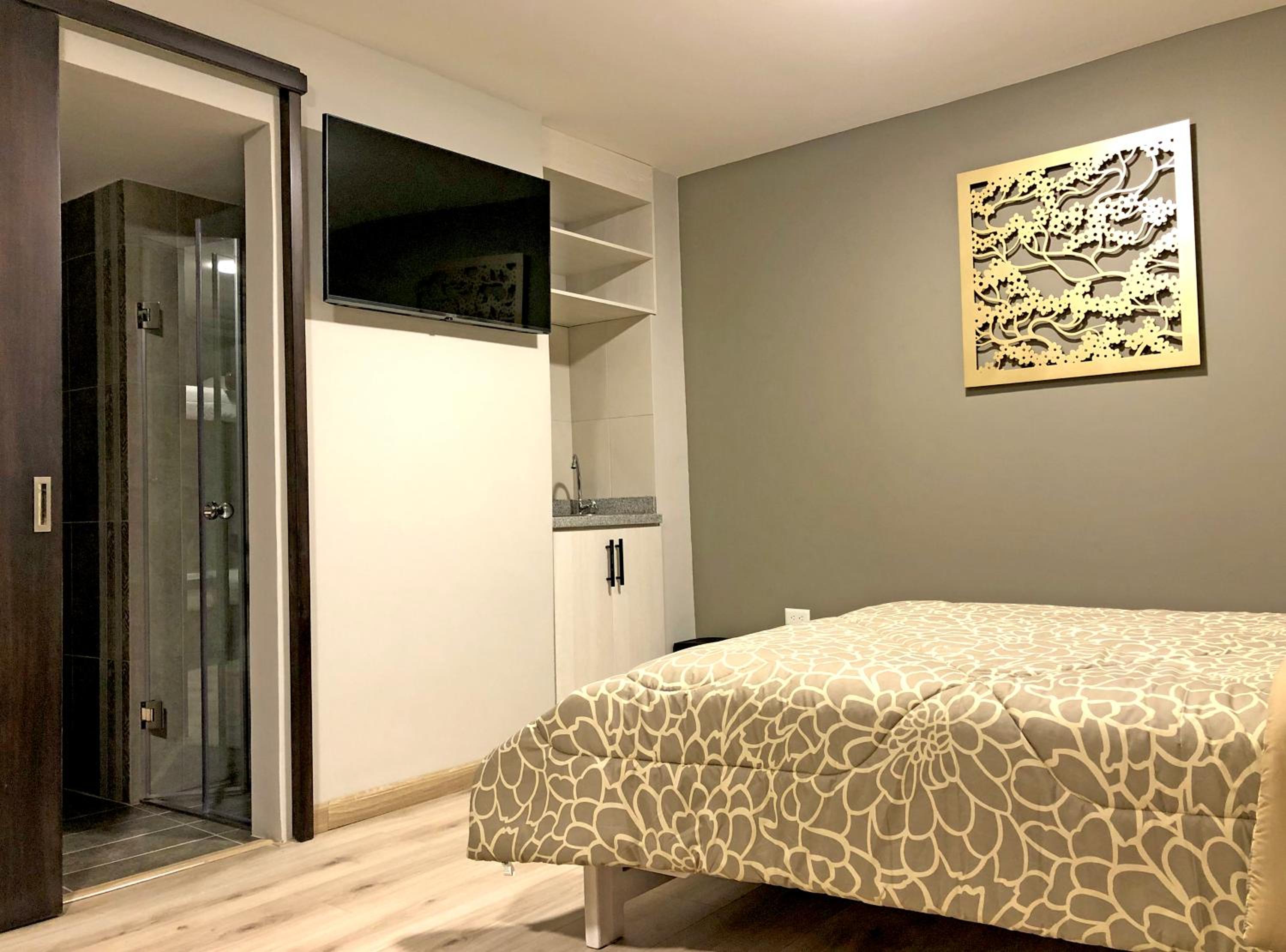 Hostal Latina